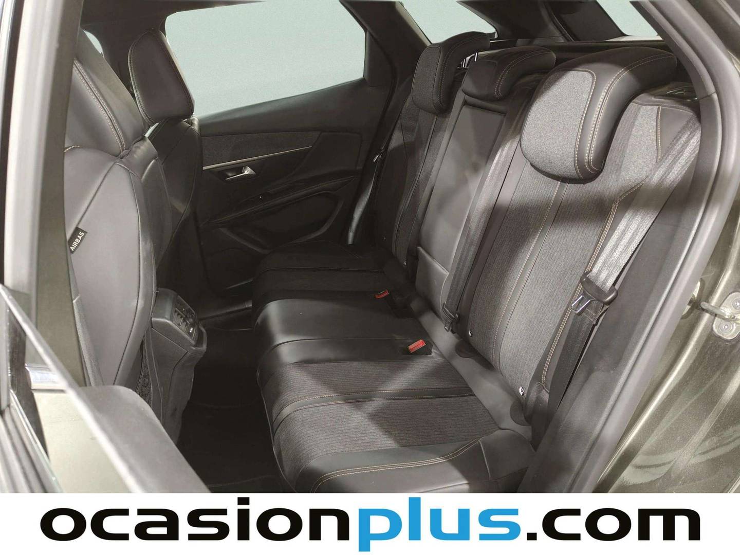 Foto asientos traseros Peugeot 3008 Peugeot 3008 BlueHDI 130 S&S GT Line (130 CV)