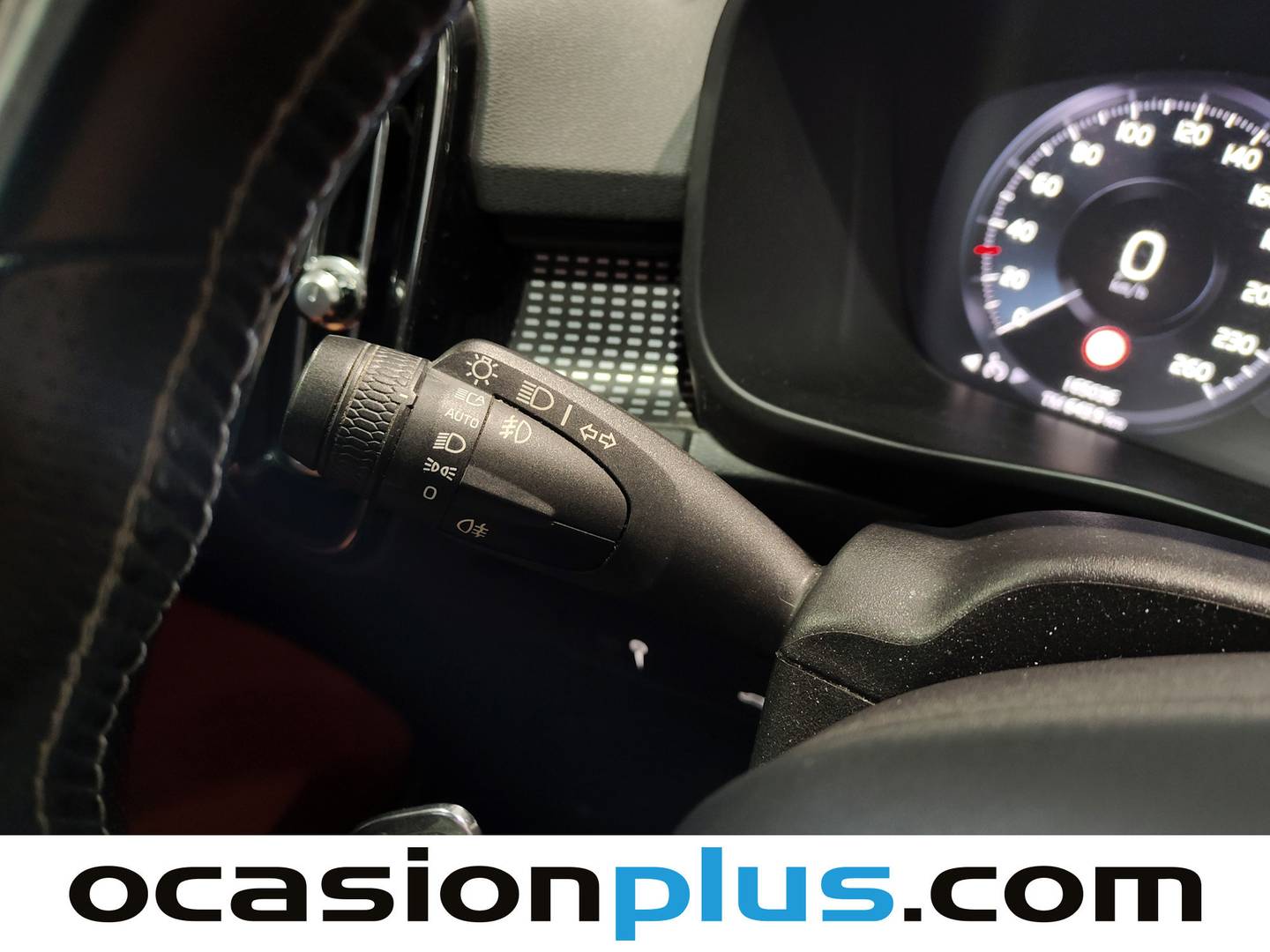 Foto Volvo XC40 Volvo XC40 D4 R-Design AWD Auto (190 CV)