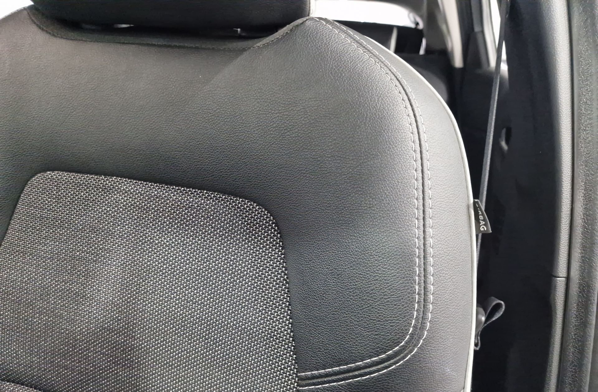 Renault Captur Techno TCe - foto 12