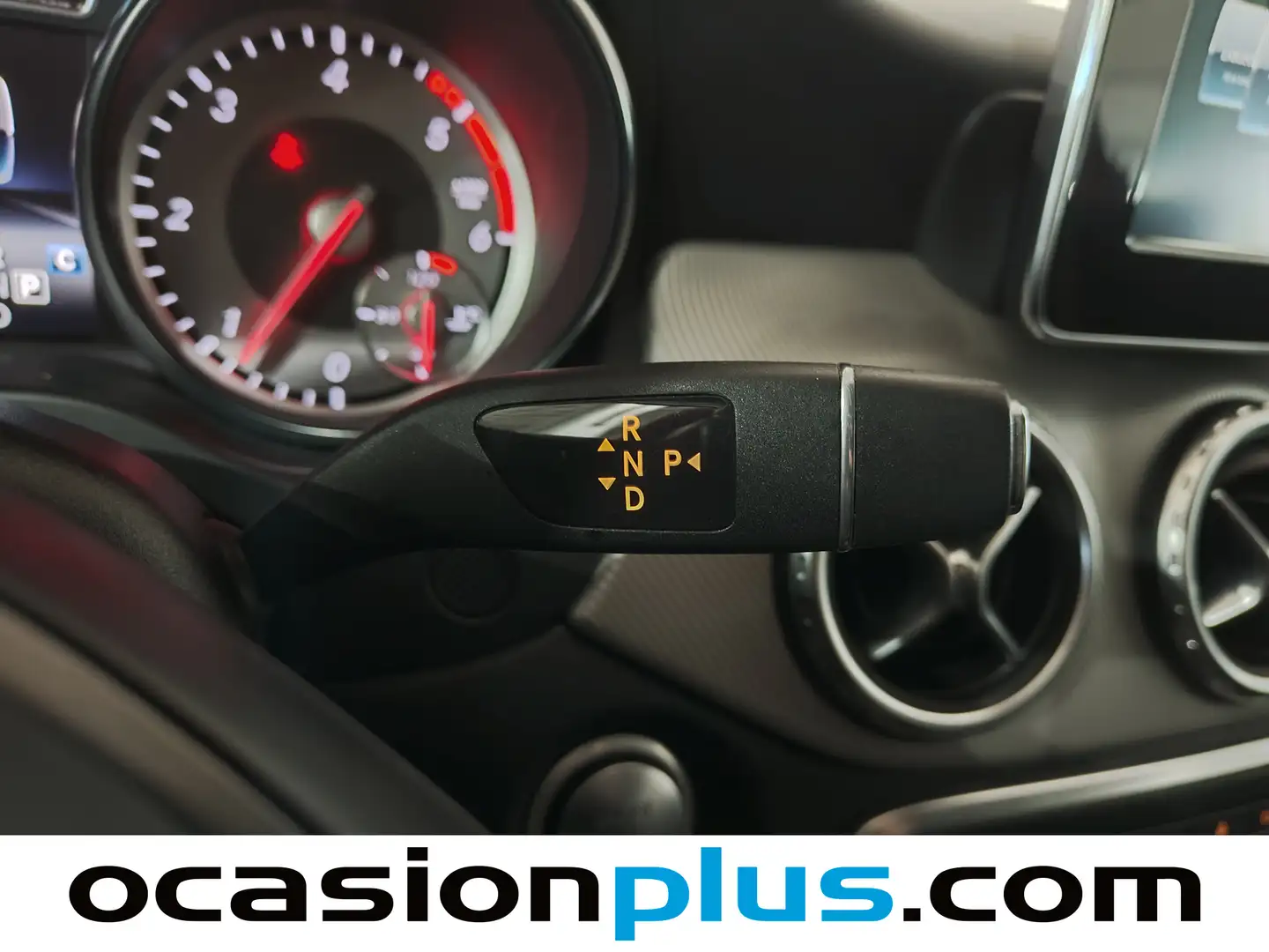 Foto Mercedes GLA Mercedes-Benz GLA 220 d Urban (177 CV)