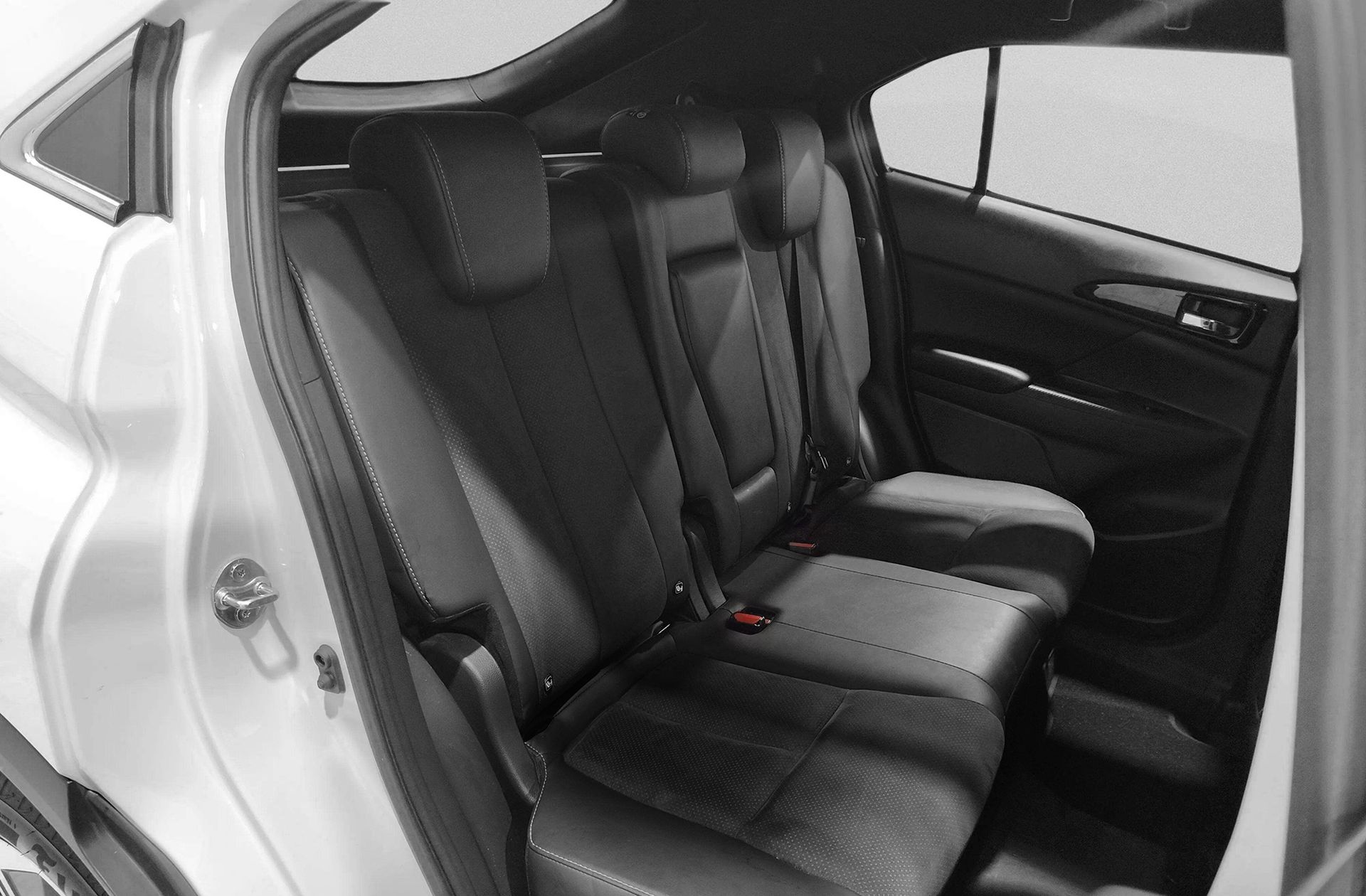 Mitsubishi Eclipse Cross 2.4 PHEV Kaiteki 4WD - foto 21