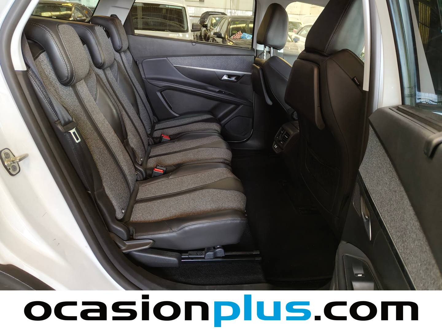 Peugeot 5008 Peugeot 5008 PureTech 130 S&S Allure (130 CV) 7 Plazas gasolina