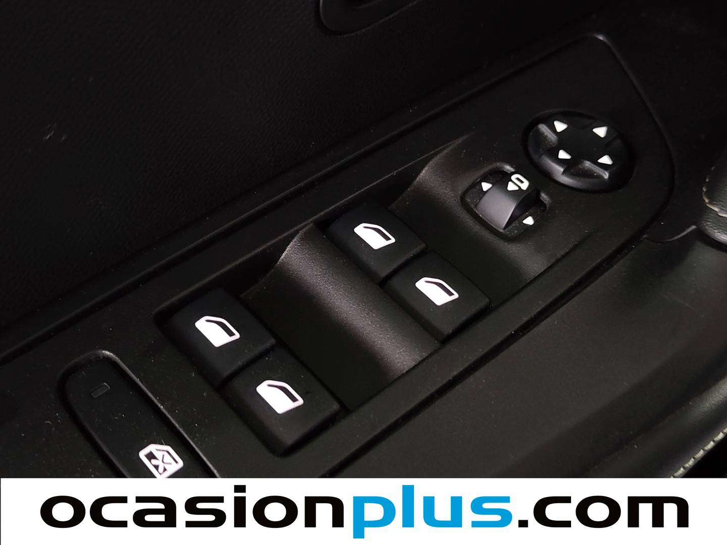 Foto Peugeot 2008 Peugeot 2008 BlueHDi 110 Allure Pack (110 CV)