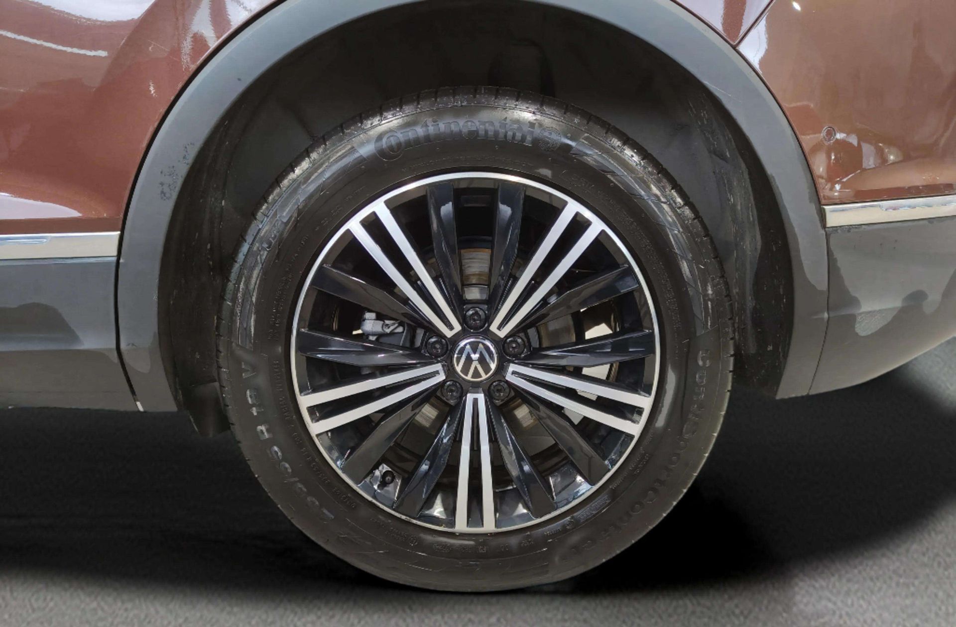 Volkswagen Tiguan Life 1.5 TSI - foto 35