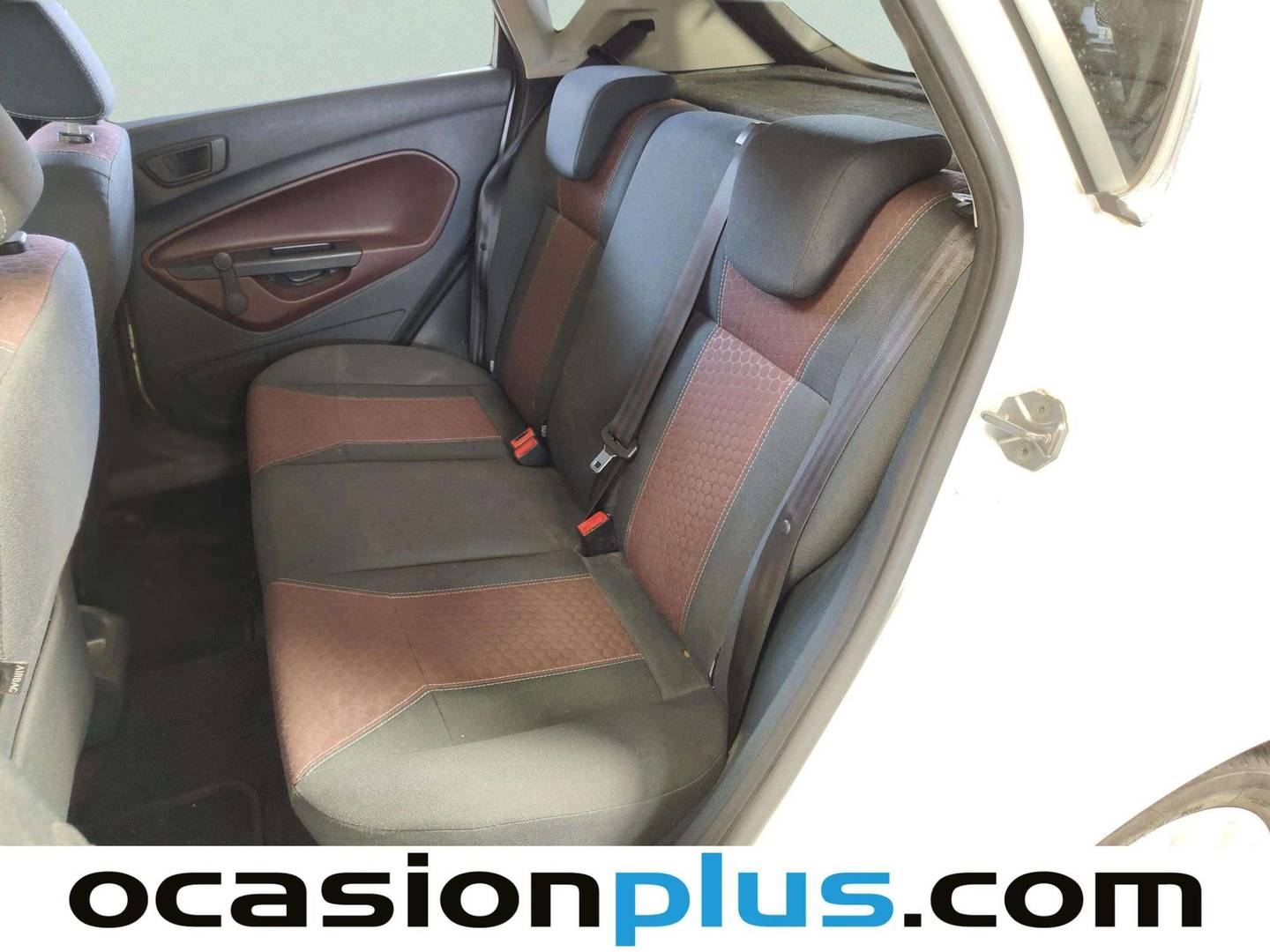 Foto asientos traseros Ford Fiesta Ford Fiesta 1.4 Titanium (96 CV)