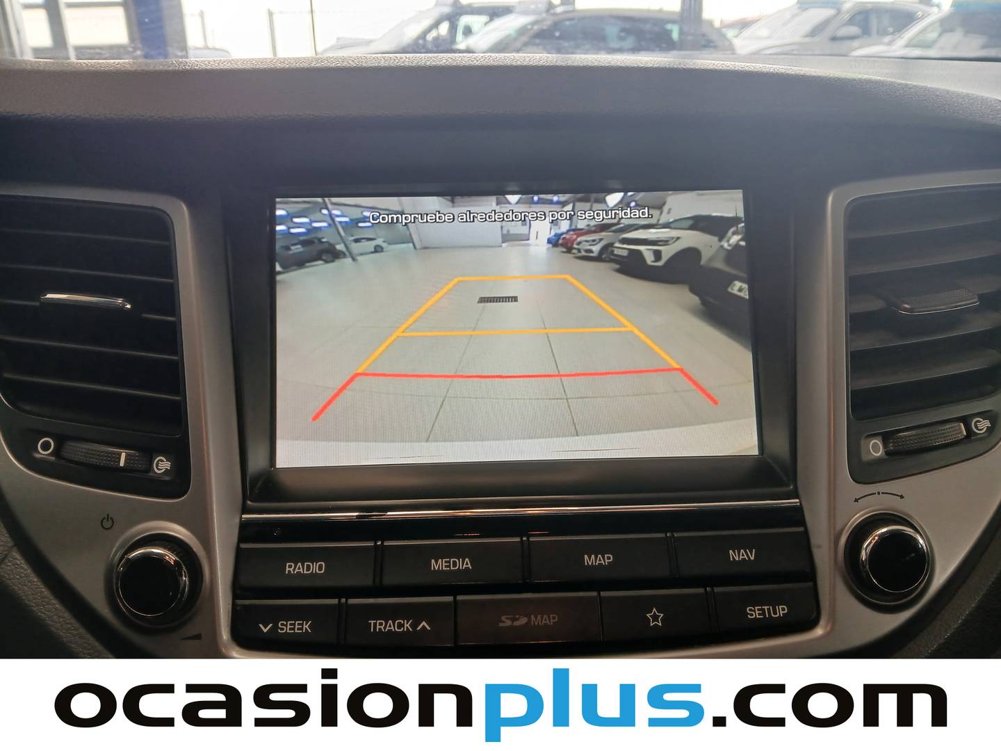 Equipamiento del Hyundai Tucson Hyundai Tucson 1.7 CRDI BlueDrive Link 4x2 (115 CV)