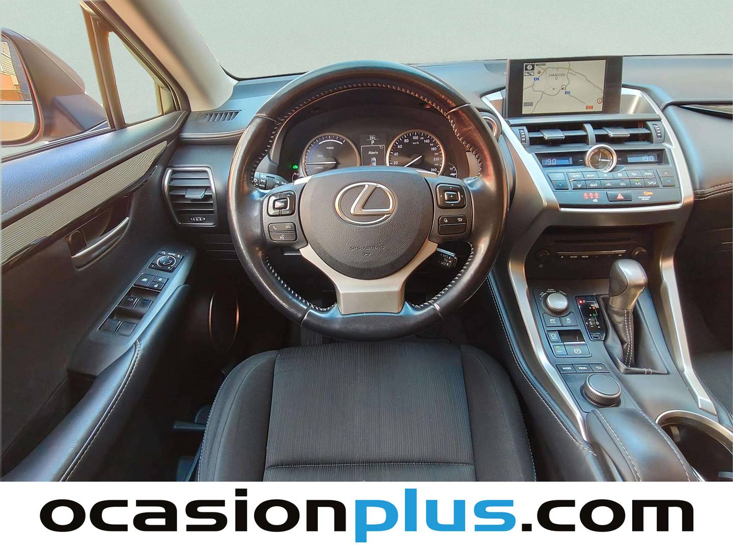 Lexus NX Lexus NX 300h Business 2WD (197 CV) seminuevo
