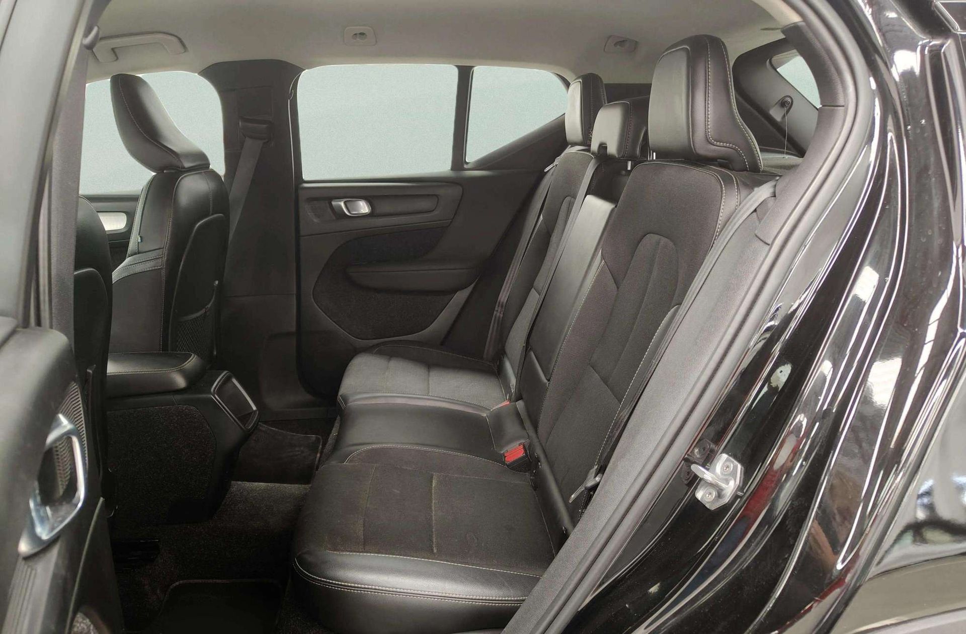 Volvo XC40 D3 Momentum - foto 12