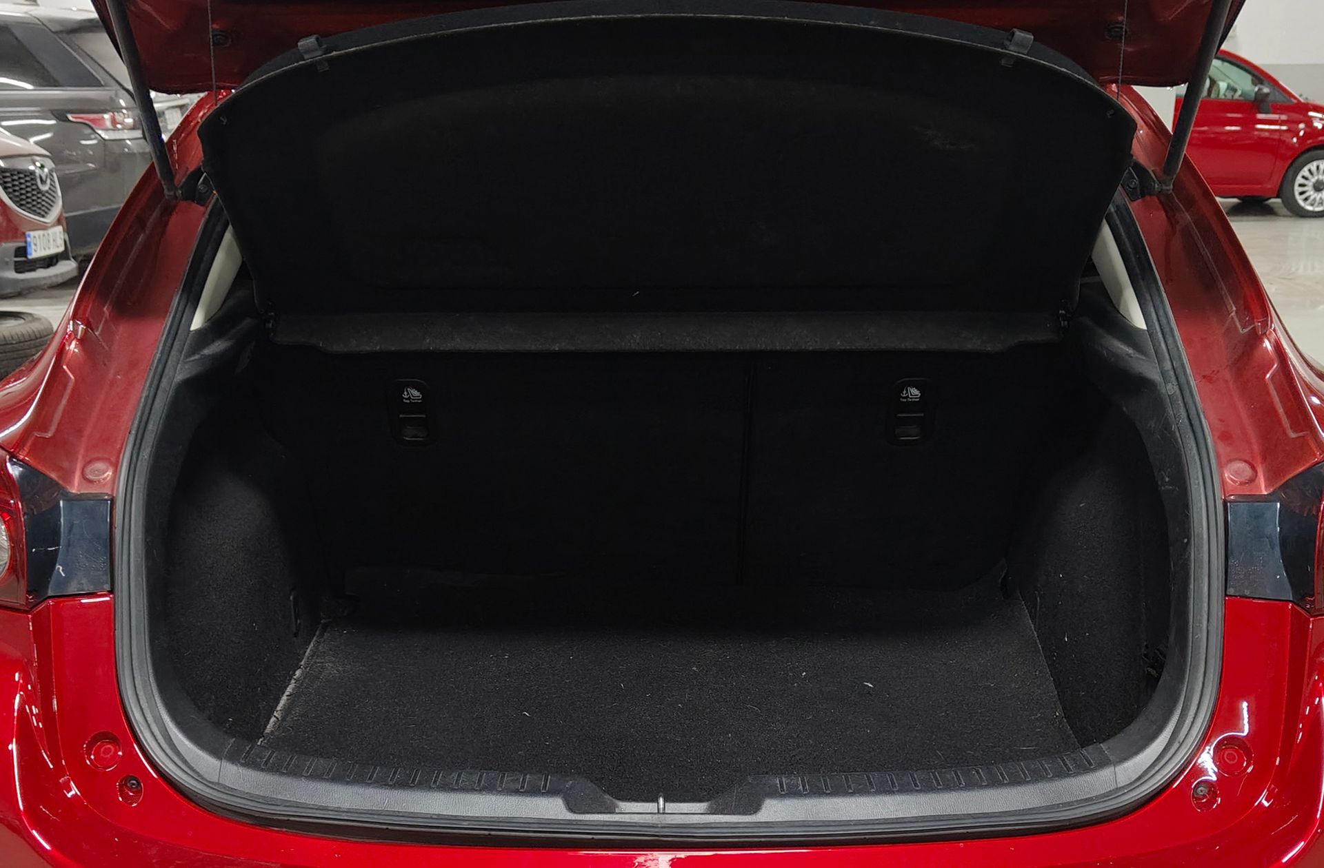 Mazda Mazda3 2.0 GE Luxury - foto 16