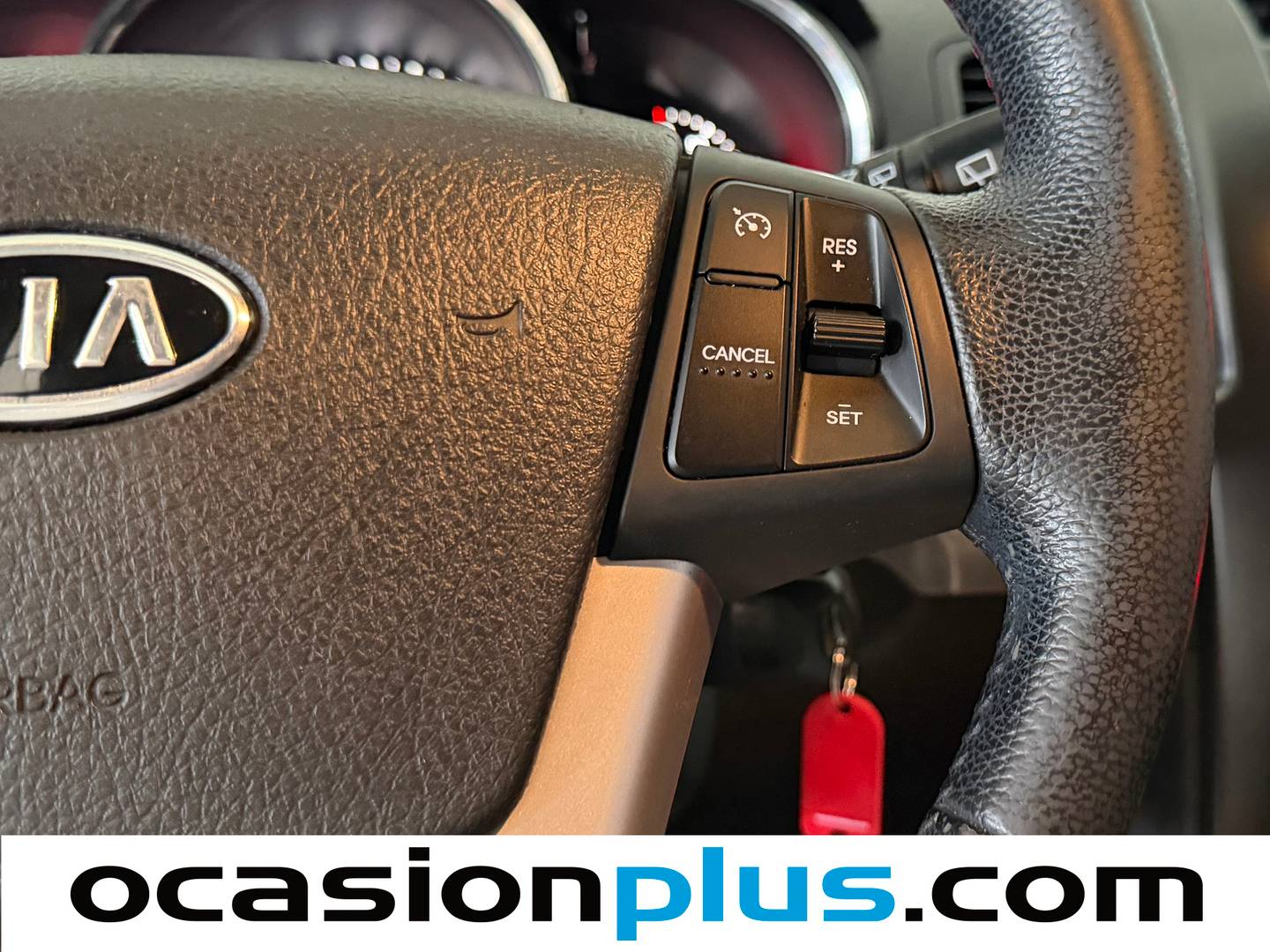Equipamiento del KIA Sorento KIA Sorento 2.0 CRDi Drive 4x2 (150 CV) 7 plazas