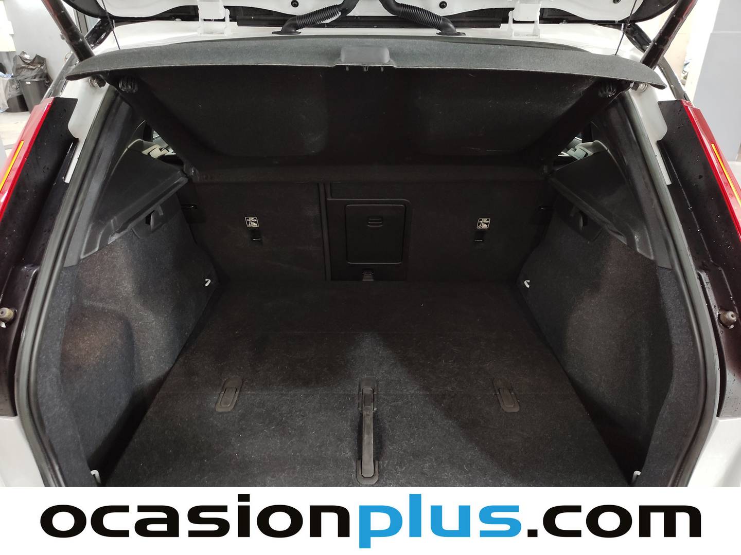 Fotos maletero Volvo XC40 Volvo XC40 Recharge Plus Auto (231 CV)