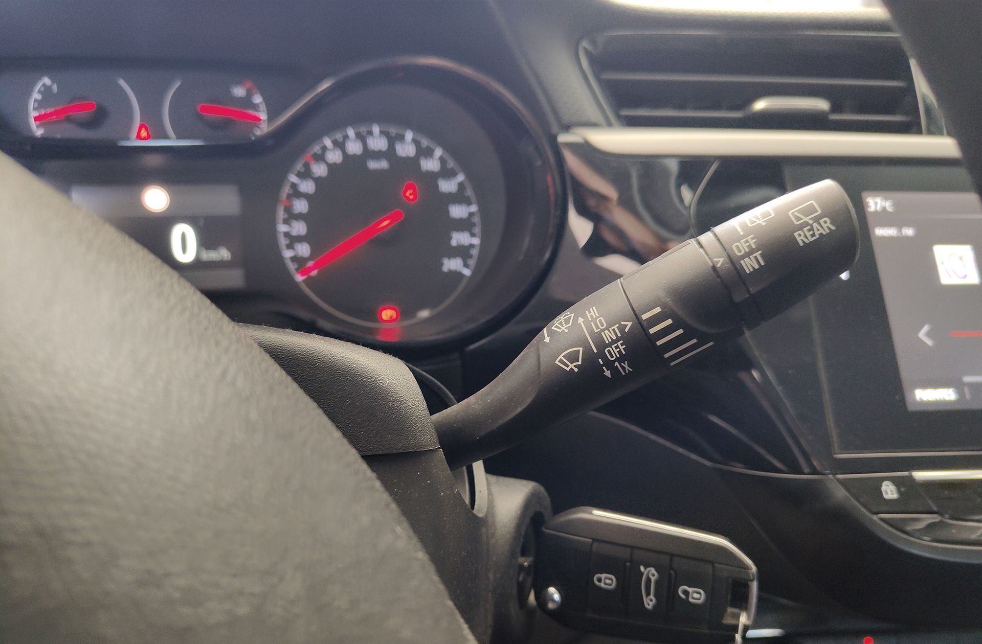 Opel Corsa 1.2 Turbo XHL Edition - foto 24