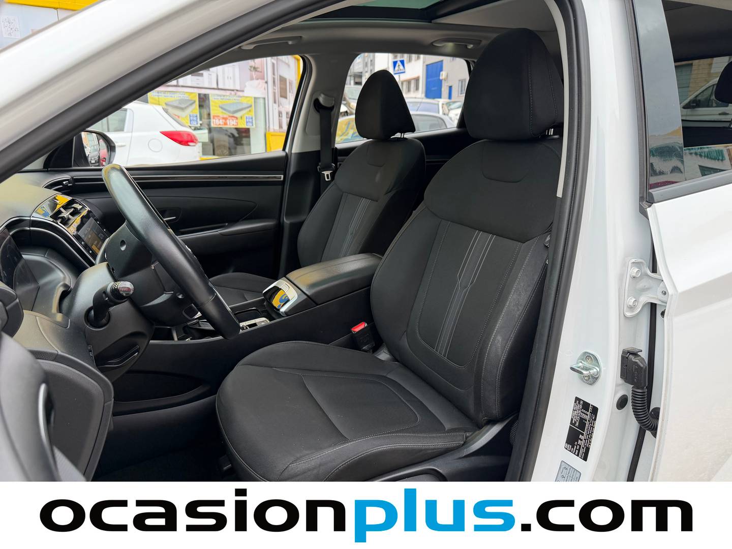 Foto asientos delanteros Hyundai Tucson Hyundai Tucson 1.6 CRDI 48V Maxx Sky DCT (136 CV)