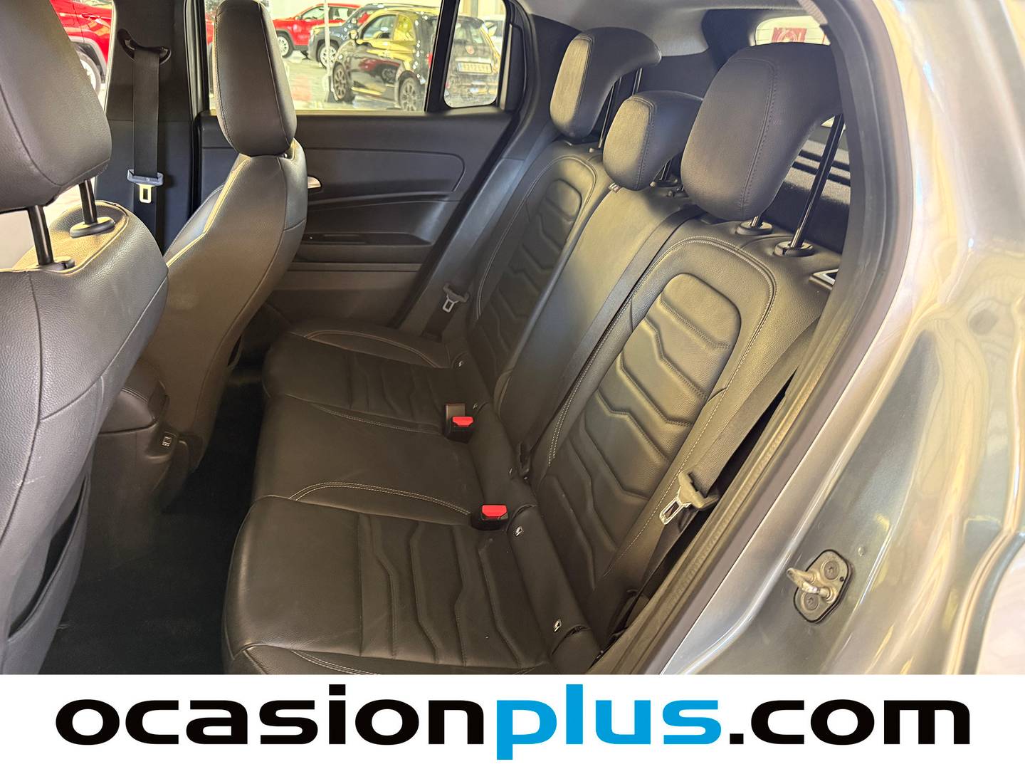 Foto asientos traseros Jeep Avenger Jeep Avenger 1.2 G Summit (100 CV)