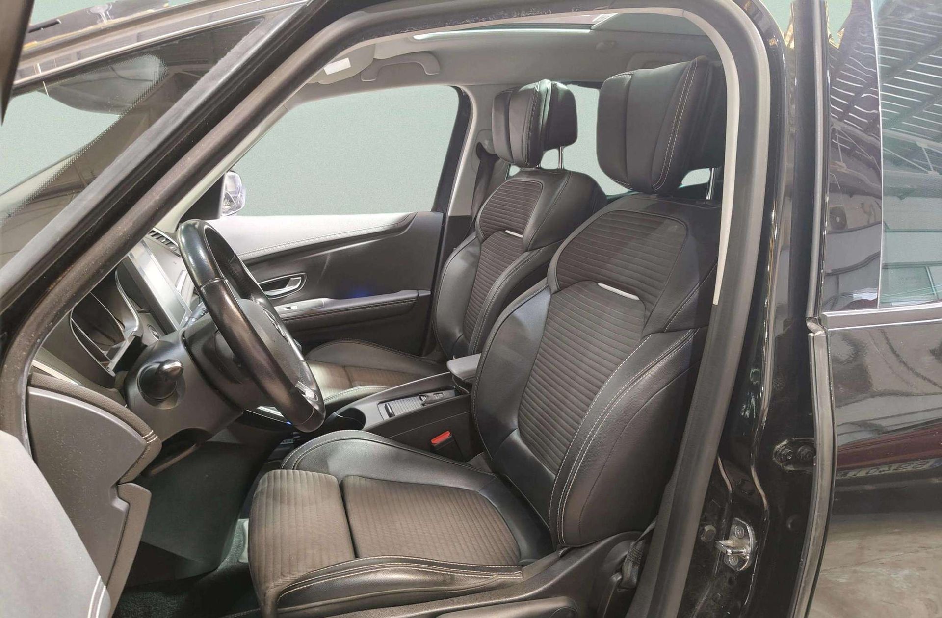 Renault Grand Scénic Edition One dCi - foto 13