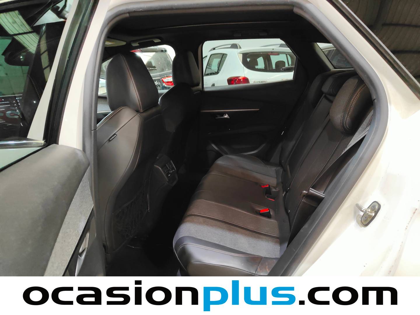 Foto asientos traseros Peugeot 3008 Peugeot 3008 THP 165 GT Line S&S Auto (165 CV)