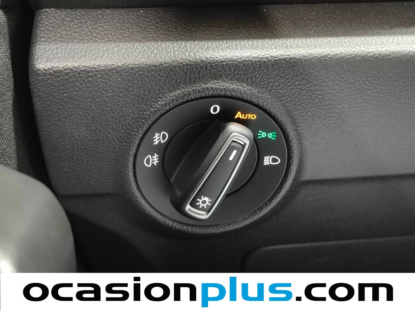 Foto Volkswagen T-Roc Volkswagen T-Roc Advance 2.0 TDI (150 CV) DSG