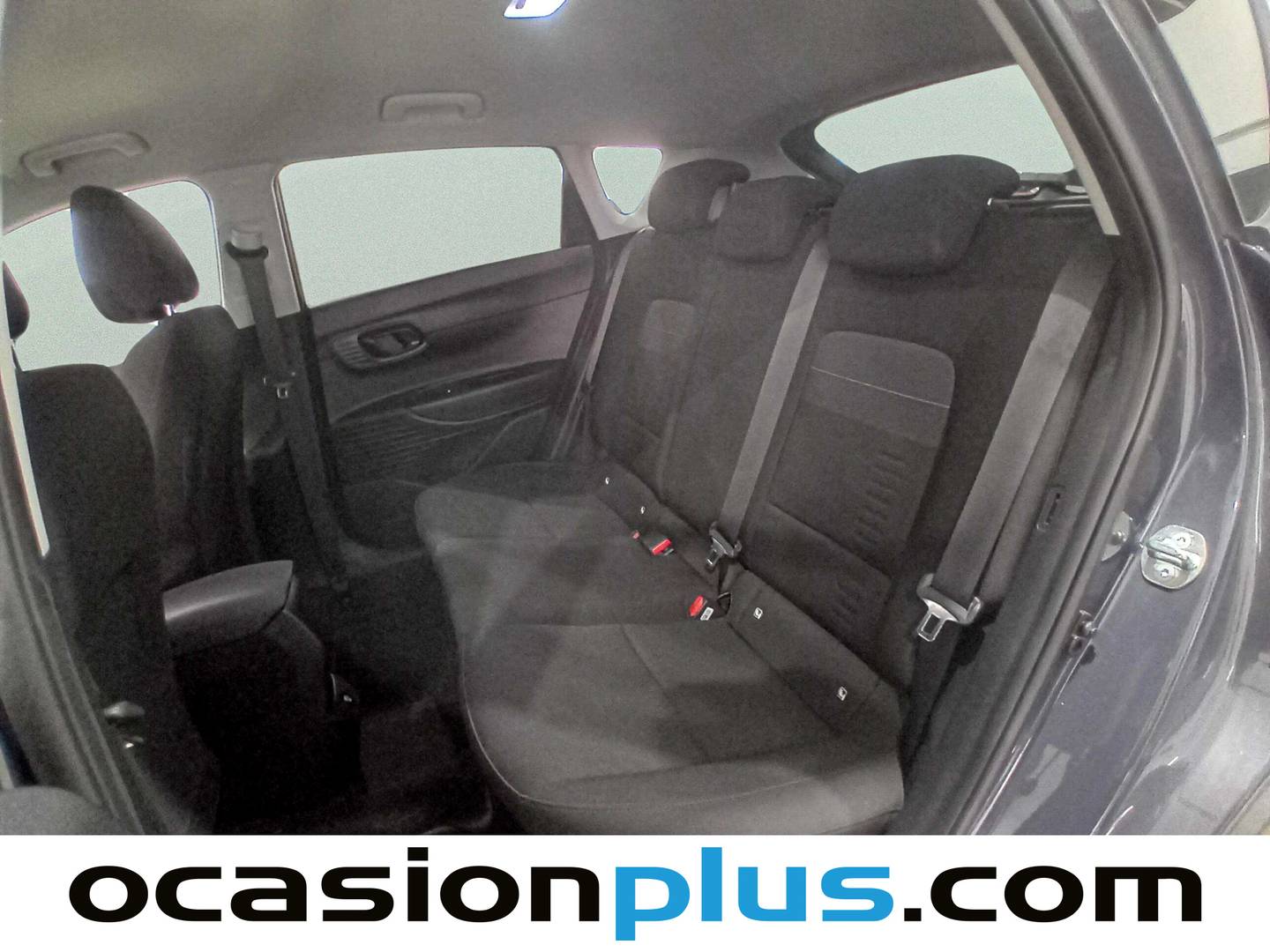 Foto asientos traseros Hyundai Bayon Hyundai Bayon 1.2 MPI Maxx (79 CV)