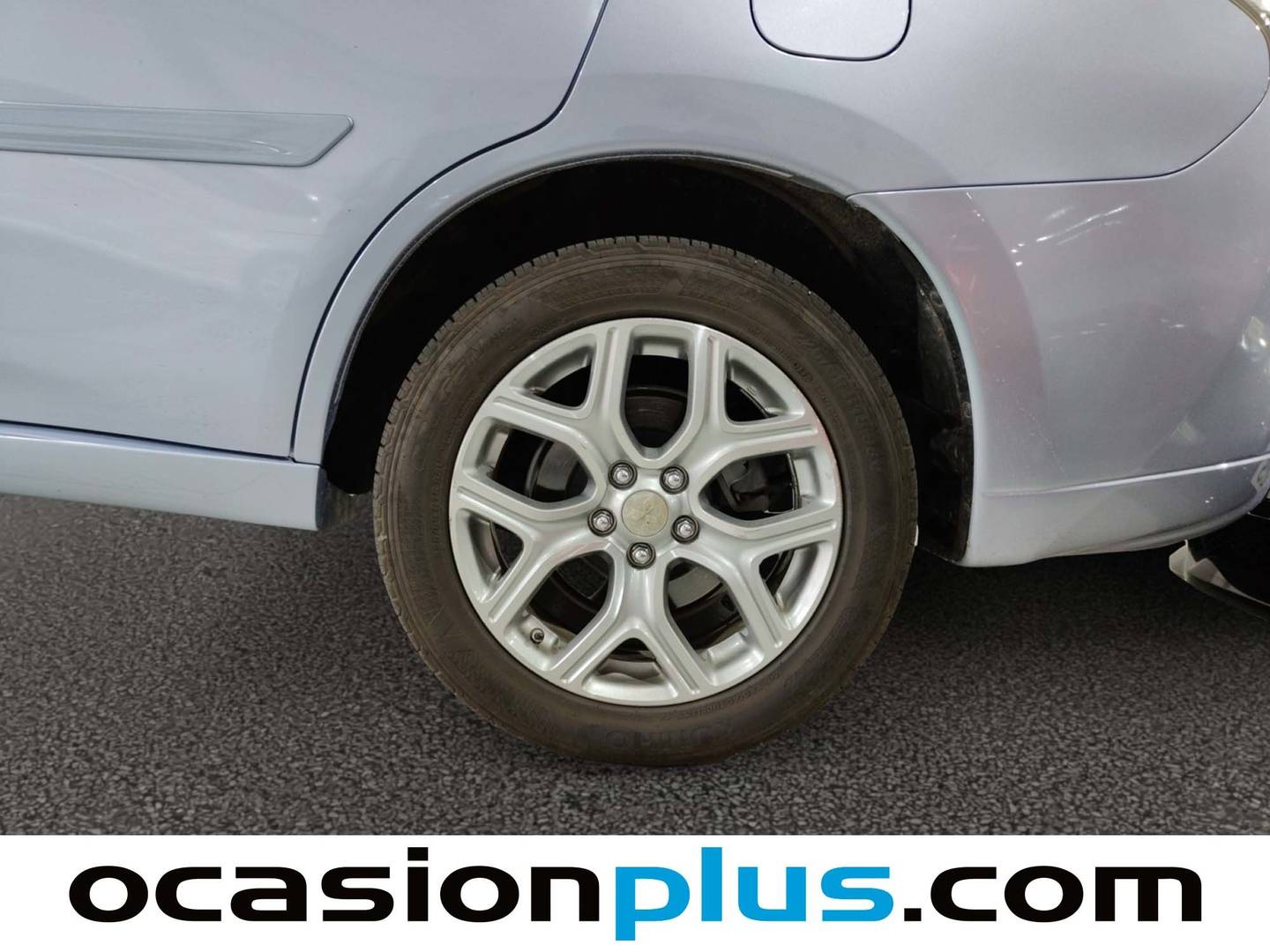 Foto Mitsubishi Outlander Mitsubishi Outlander 2.0 PHEV Motion 4WD Auto (203 CV)