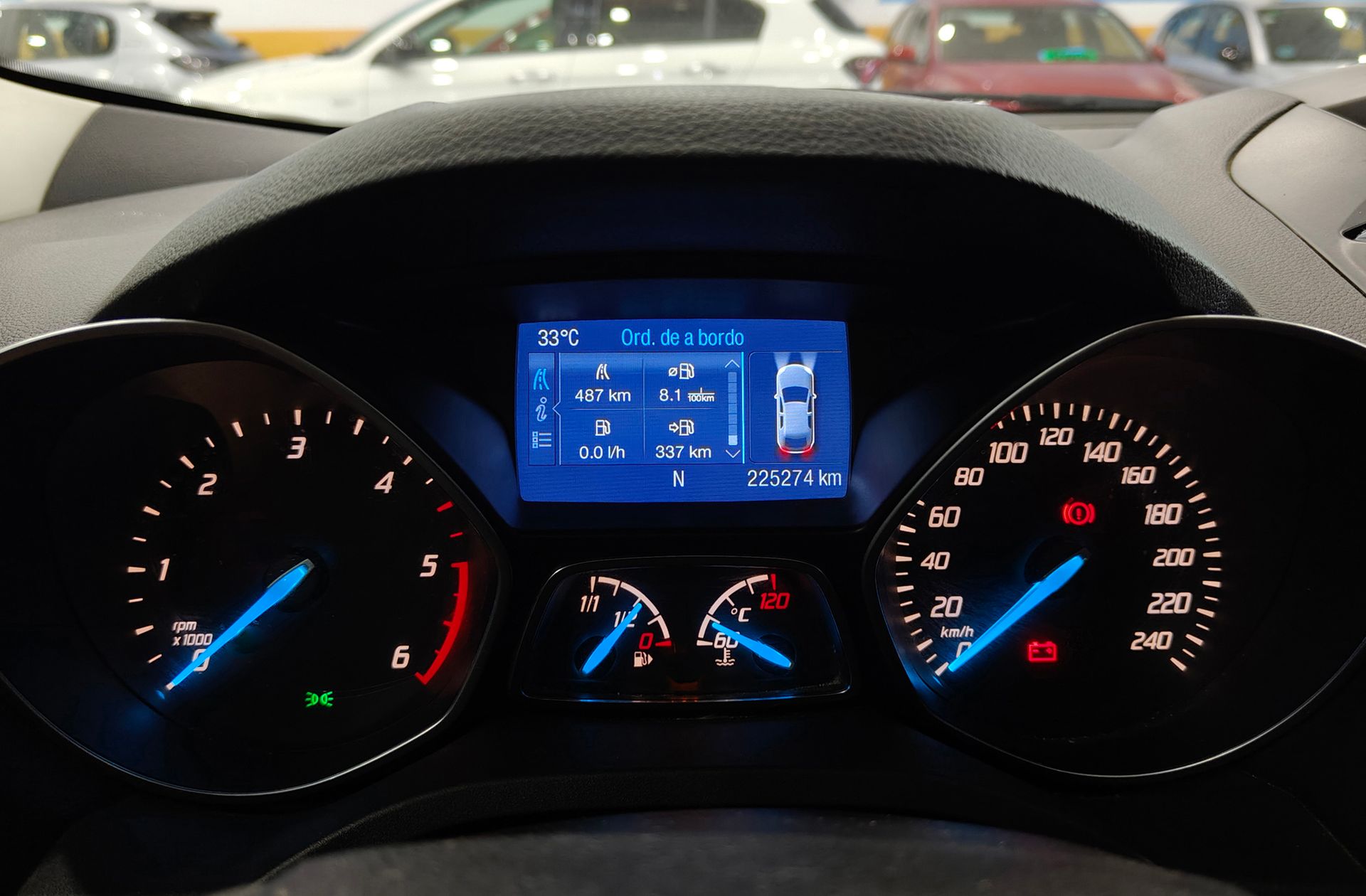 Ford Kuga 2.0 TDCi Titanium 4x2 - foto 22