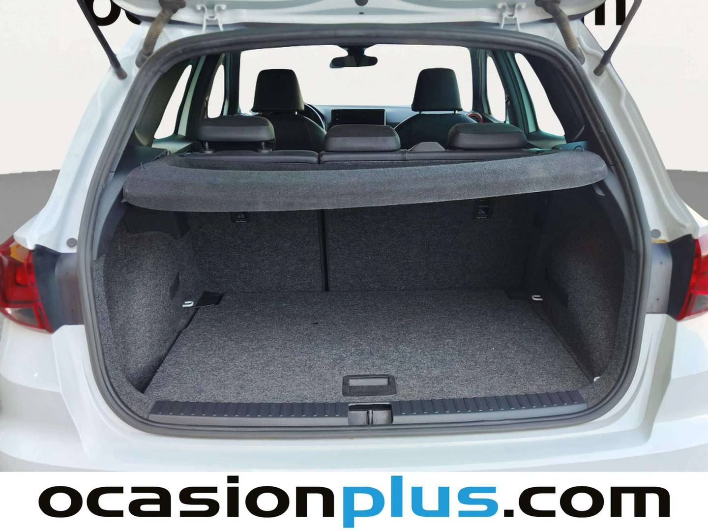 Fotos maletero Seat Arona Seat Arona 1.5 TSI S&S FR XL DSG (150 CV)