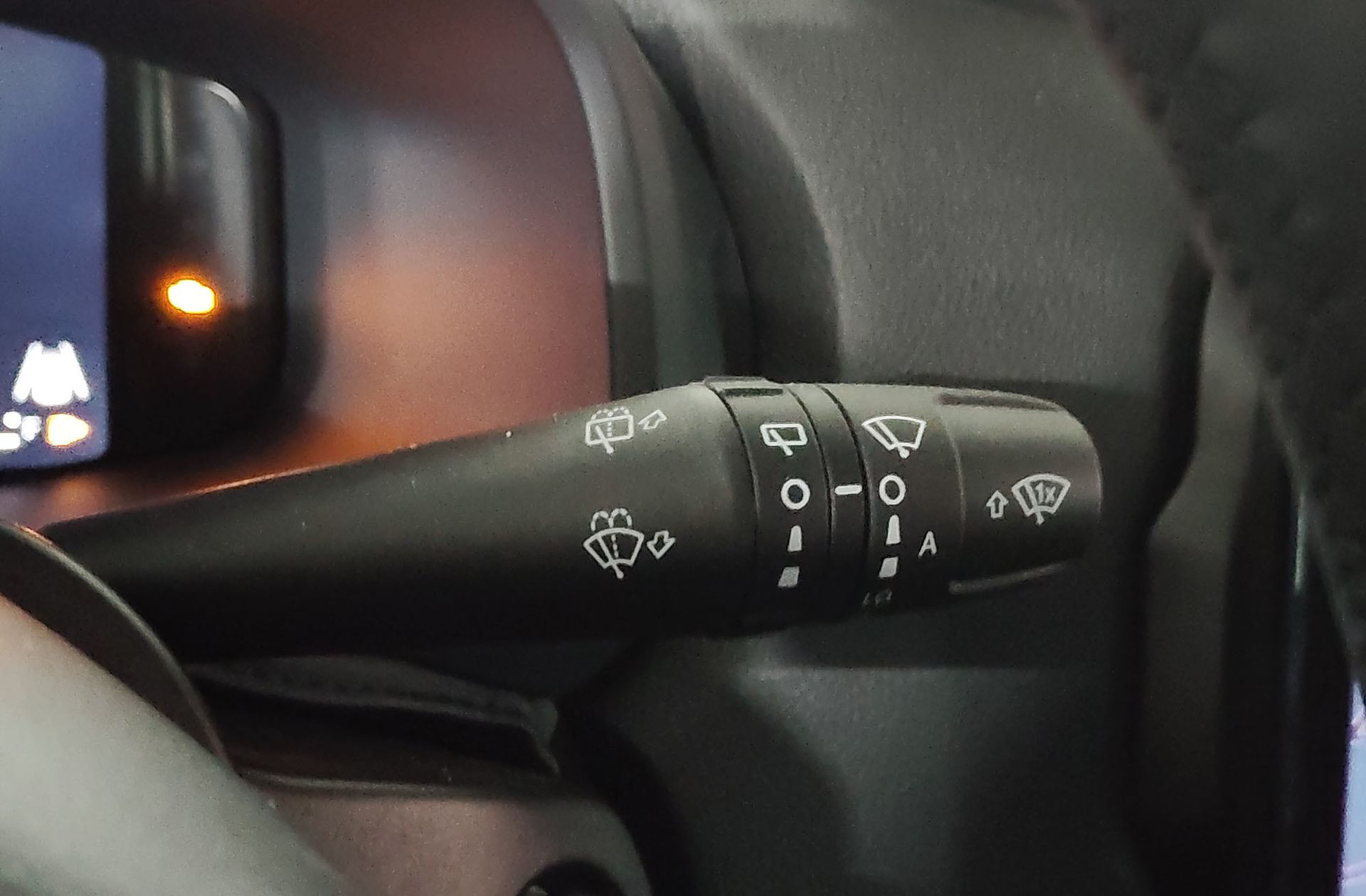 Jeep Renegade eHybrid 1.5 Altitude DCT - foto 26