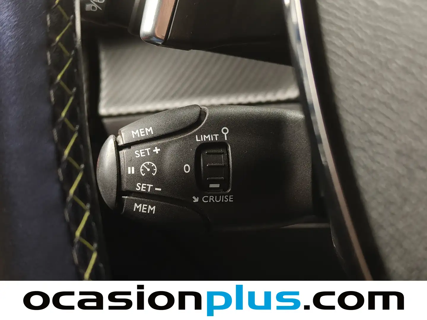 Foto Peugeot 2008 Peugeot 2008 PureTech 130 S&S GT EAT8 (130 CV)