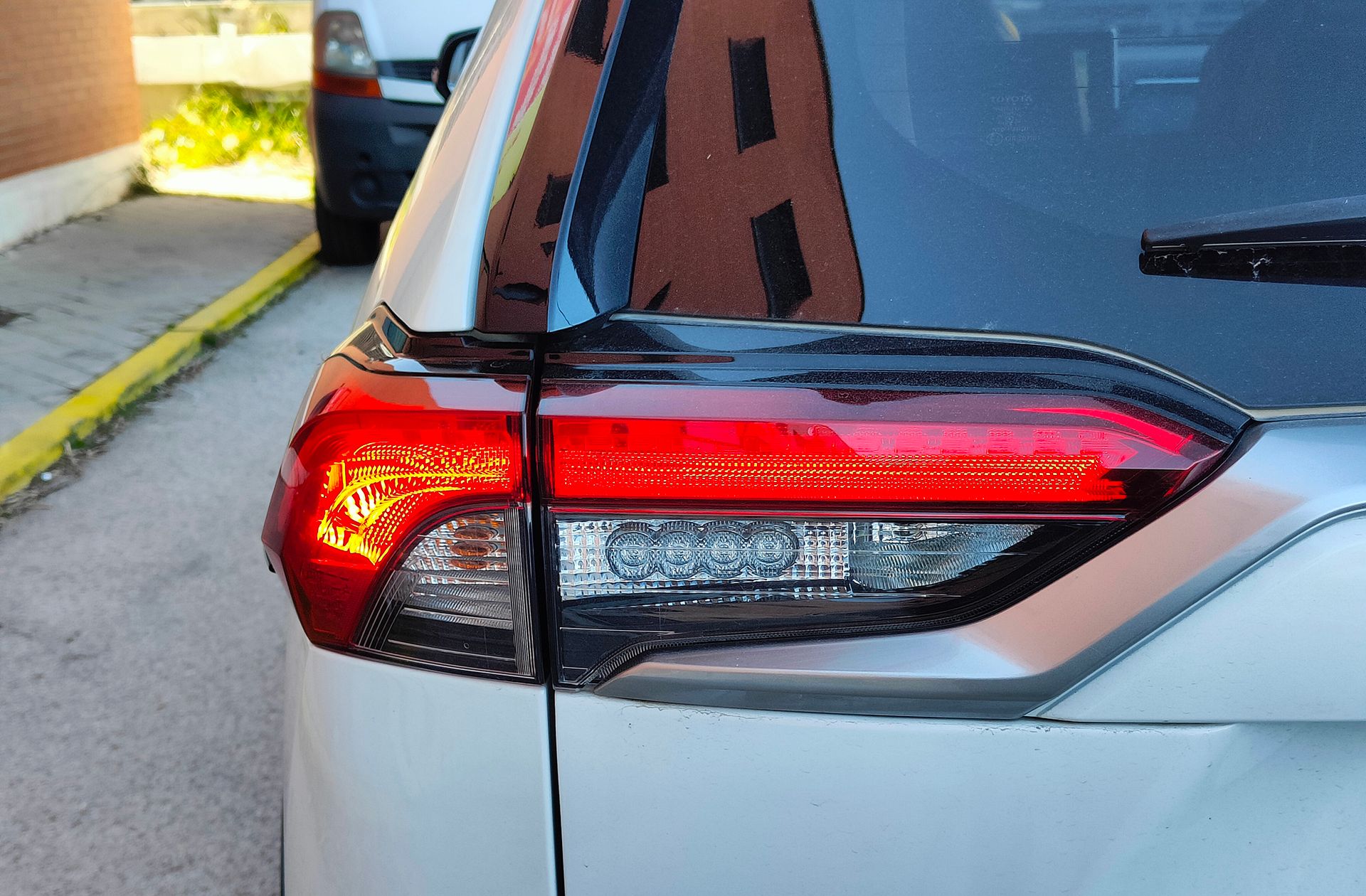 Toyota RAV4 2.5l hybrid Feel! - foto 16