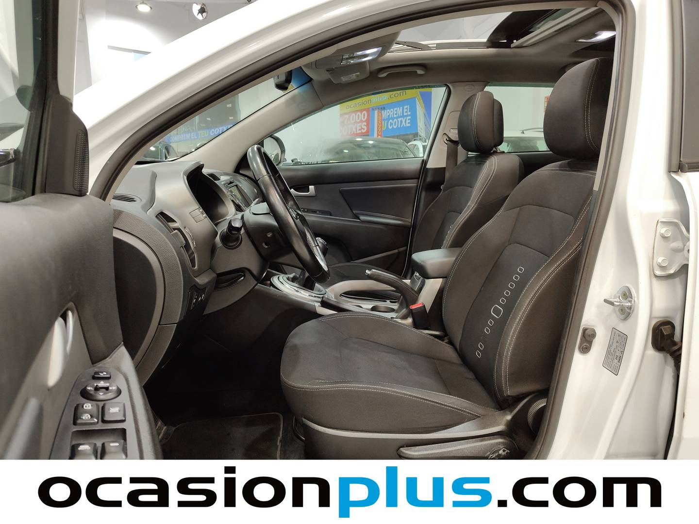 Foto asientos delanteros KIA Sportage KIA Sportage 1.6 GDI Drive 4x2 (135 CV)