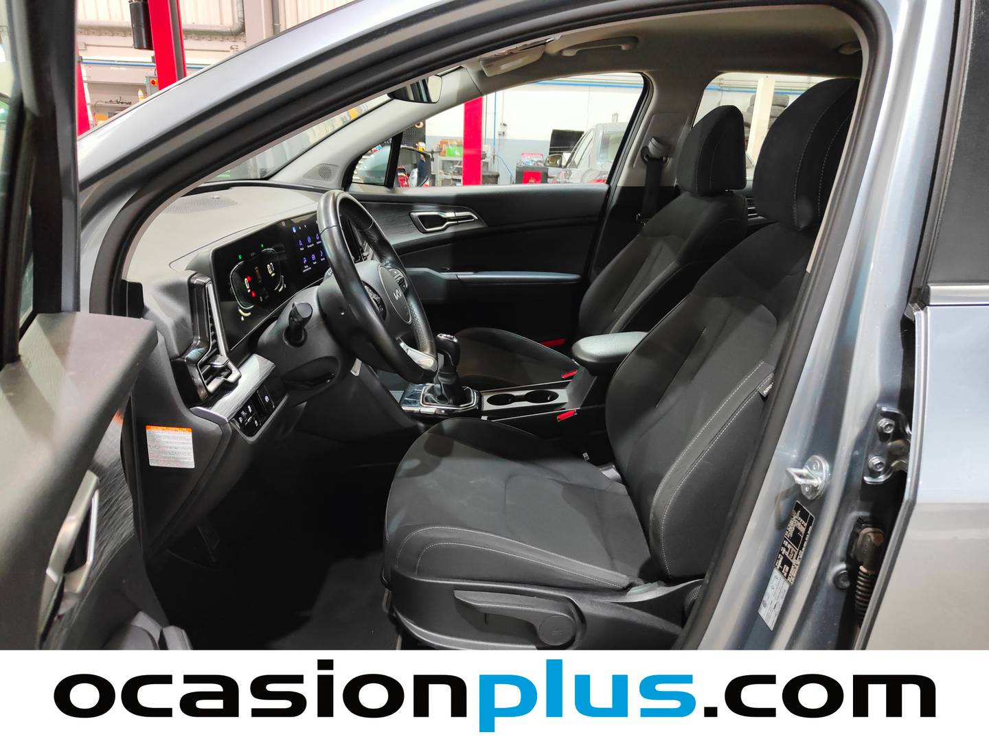 Foto KIA Sportage Kia Sportage 1.6 CRDi MHEV Business 4x2 (136 CV)