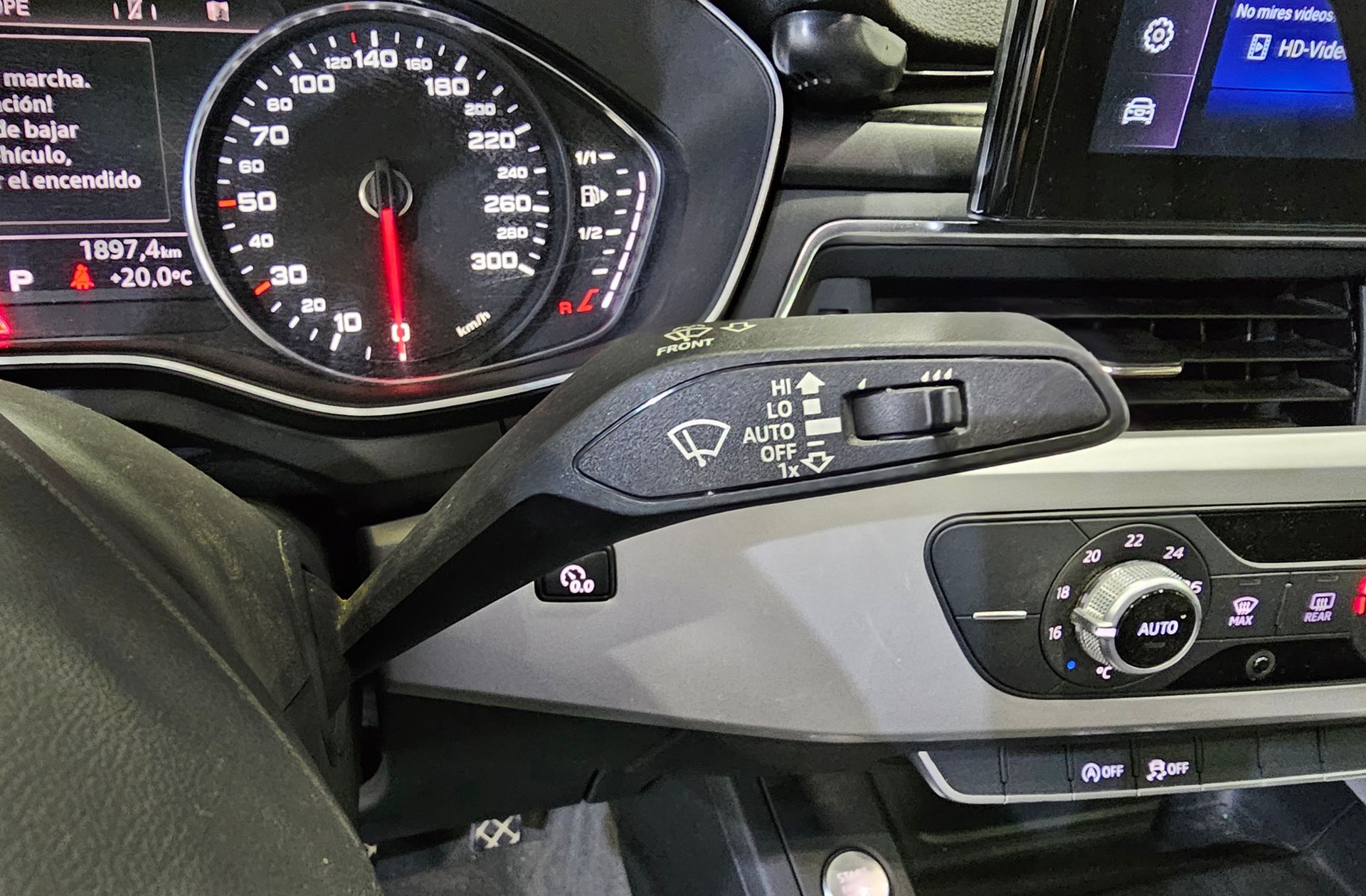 Audi A4 2.0 TDI S tronic - foto 27