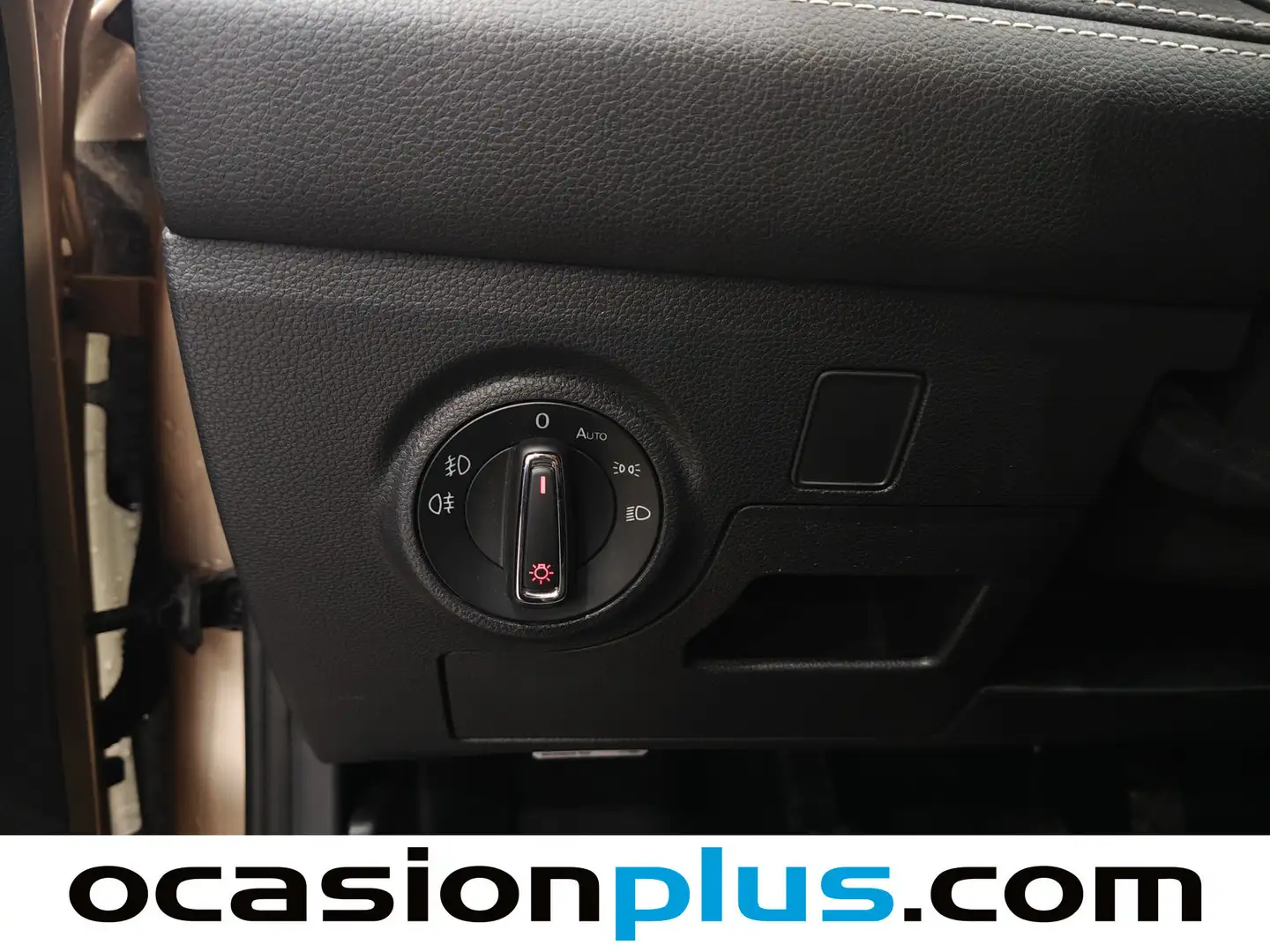 Foto Seat Arona SEAT Arona 1.0 TGI GNC Xcellence (90 CV)