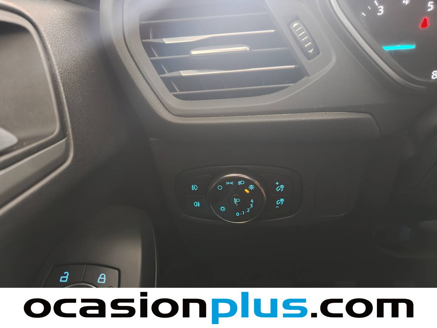 Foto Ford Focus Ford Focus 1.0 Ecoboost MHEV Active (155 CV)