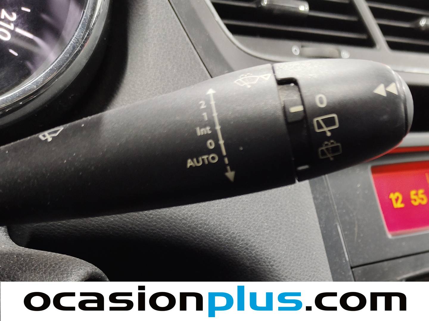 Equipamiento del Peugeot 5008 Peugeot 5008 1.6 HDI Active (112 CV) 7 Plazas