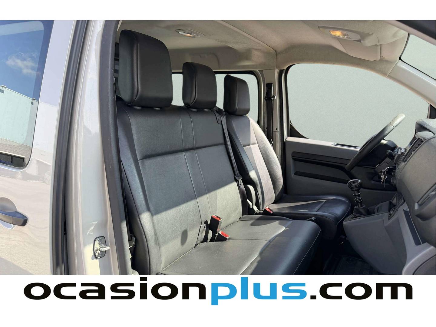 Peugeot Expert Peugeot Expert Furgon DC 2.0 BlueHDi 120 Pro Standard (122 CV) al mejor precio