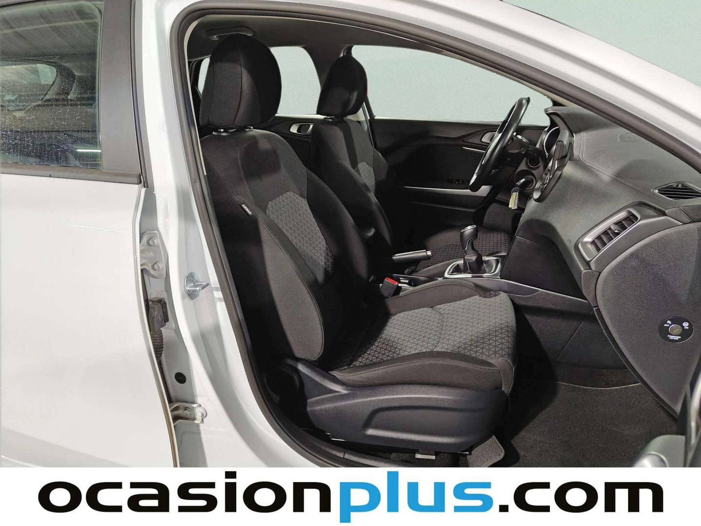 Foto KIA Ceed Kia Ceed 1.0 T-GDi Concept (120 CV)