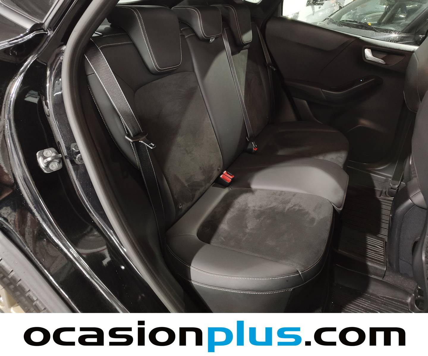 Foto Ford Puma Ford Puma 1.5 EcoBoost ST Gold Edition  (200 CV)