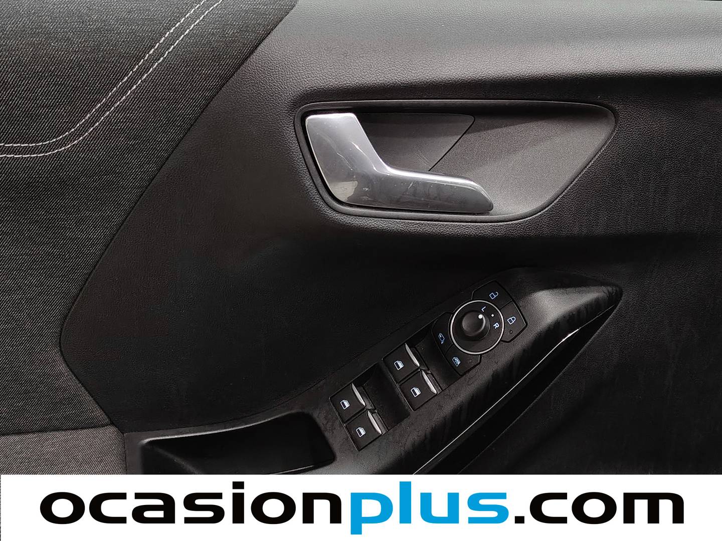 Foto Ford Puma Ford Puma 1.0 EcoBoost MHEV Titanium Design  (125 CV)