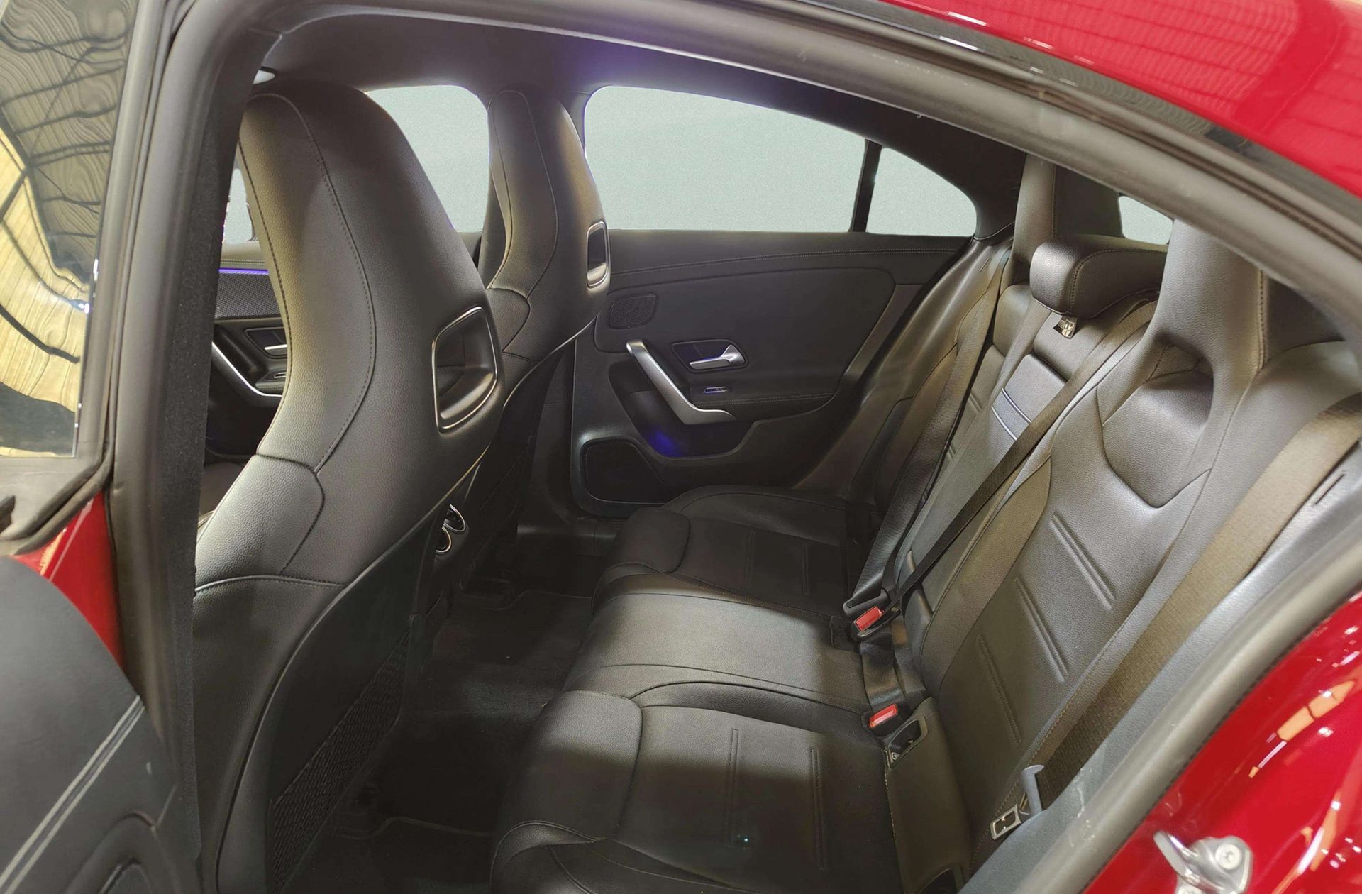 Mercedes-Benz CLA 200 - foto 12