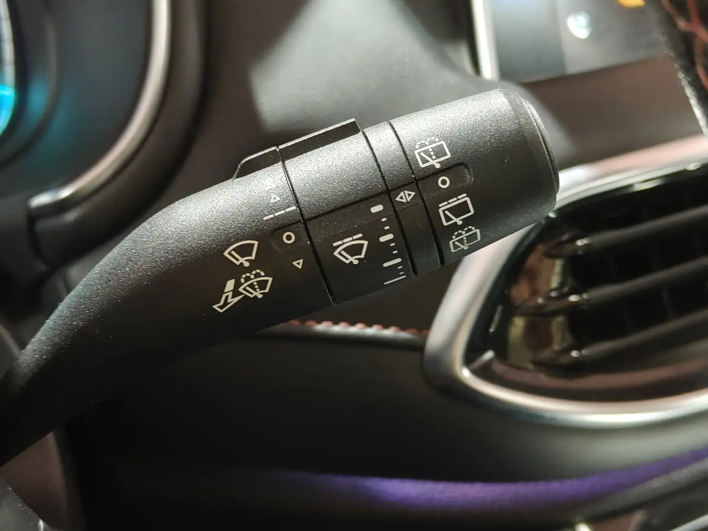 Foto MG HS MG HS 1.5 Turbo GDI Luxury (162 CV)