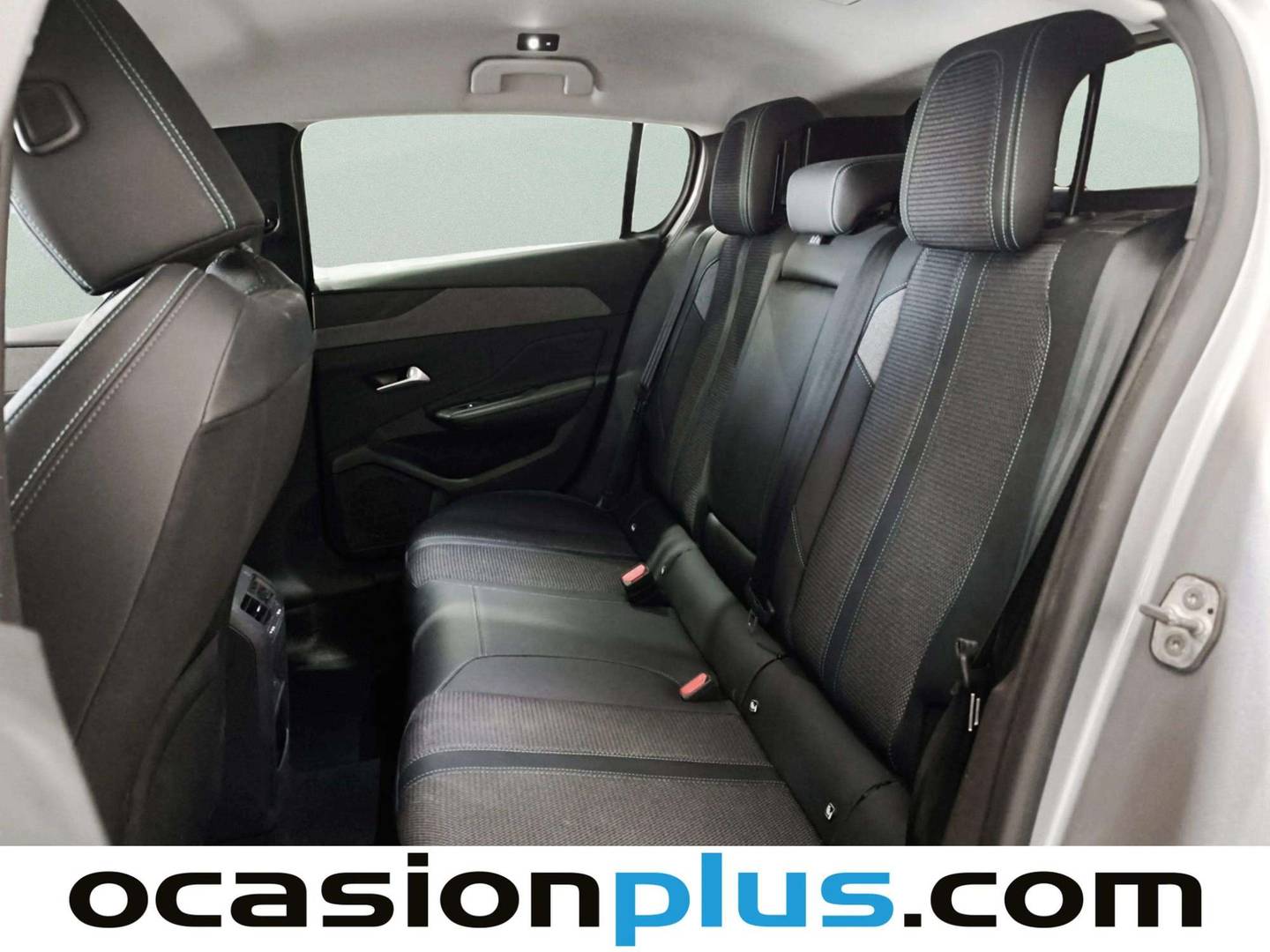 Foto asientos traseros Peugeot 308 Peugeot 308 PureTech 130 S&S Allure EAT8 (130 CV)