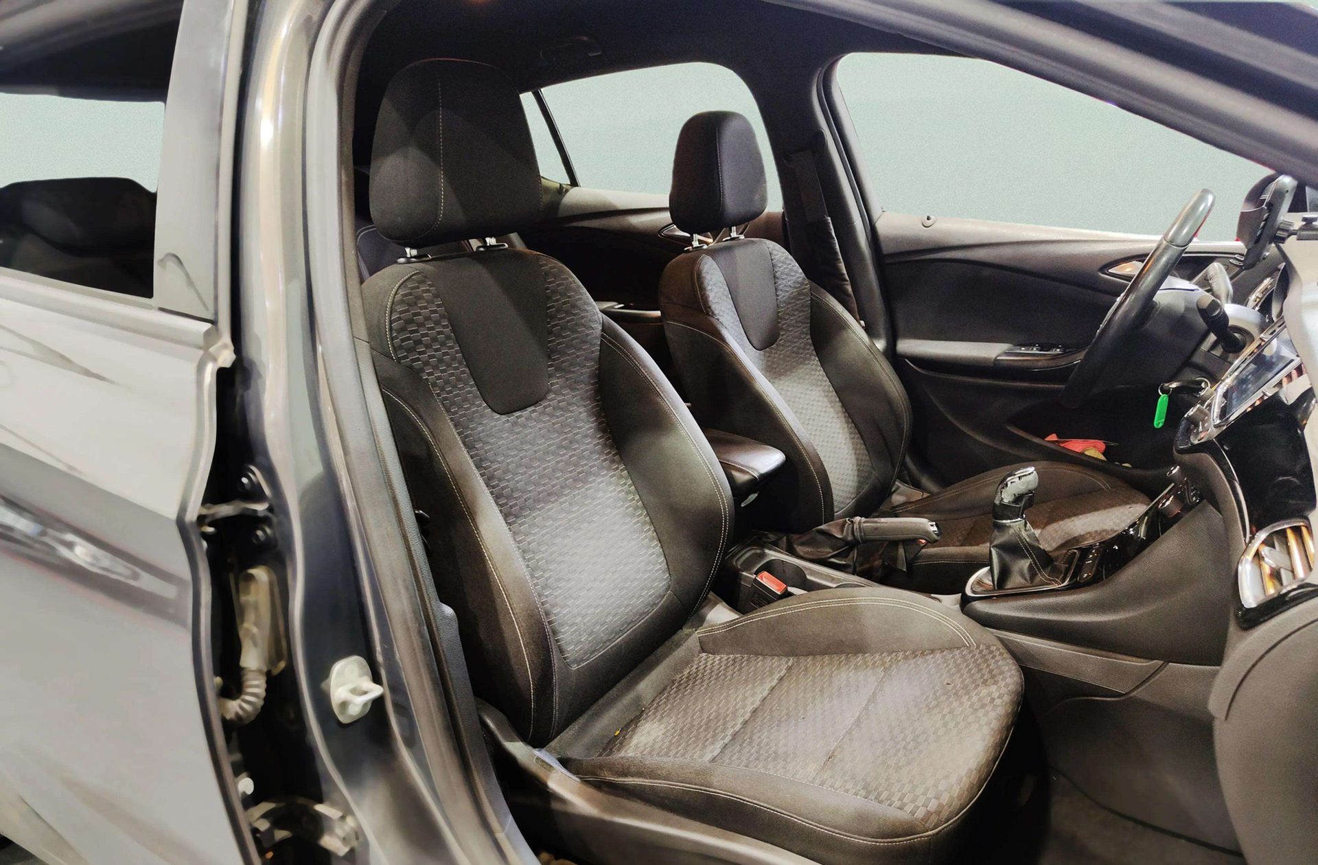 Opel Astra 1.4 Turbo Dynamic - foto 16