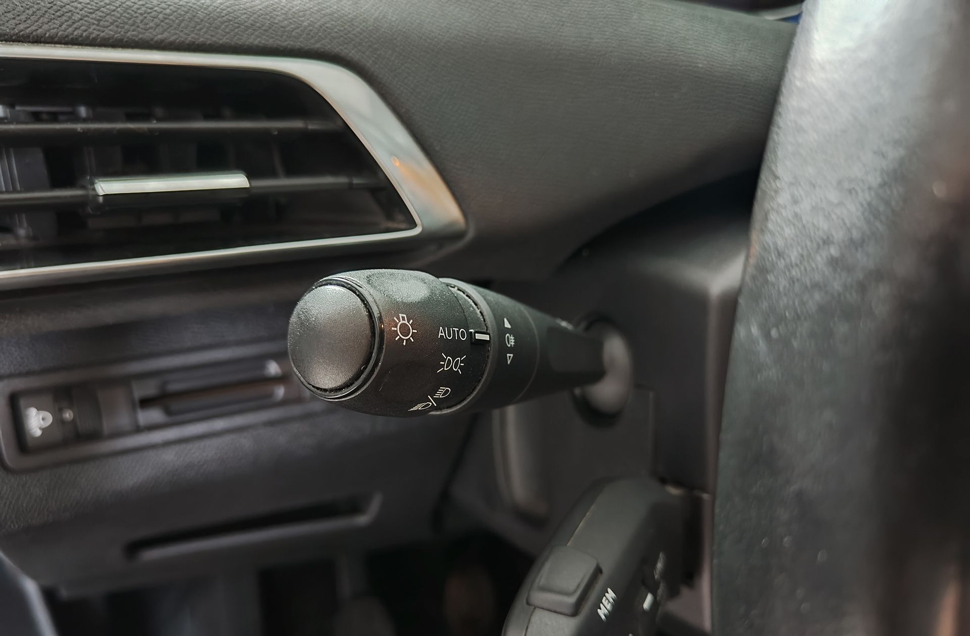 Peugeot 3008 PureTech 130 Active Pack - foto 25