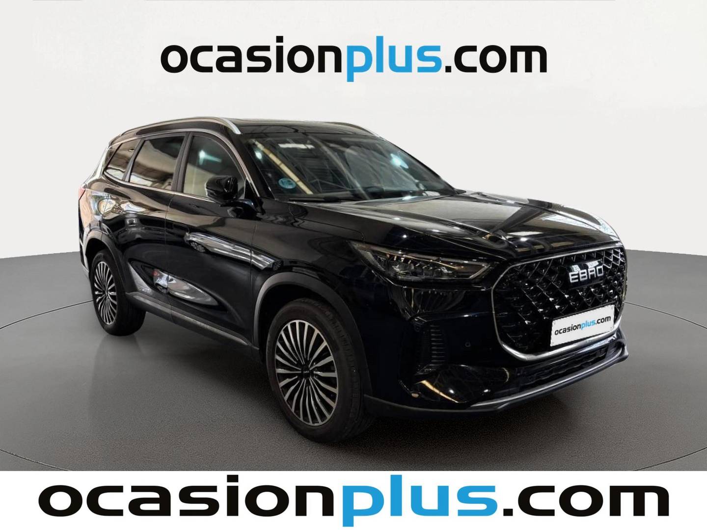 Foto delantera EBRO S800 EBRO S800 1.6 TGDI Luxury DCT (147 CV) 7 Plazas derecha