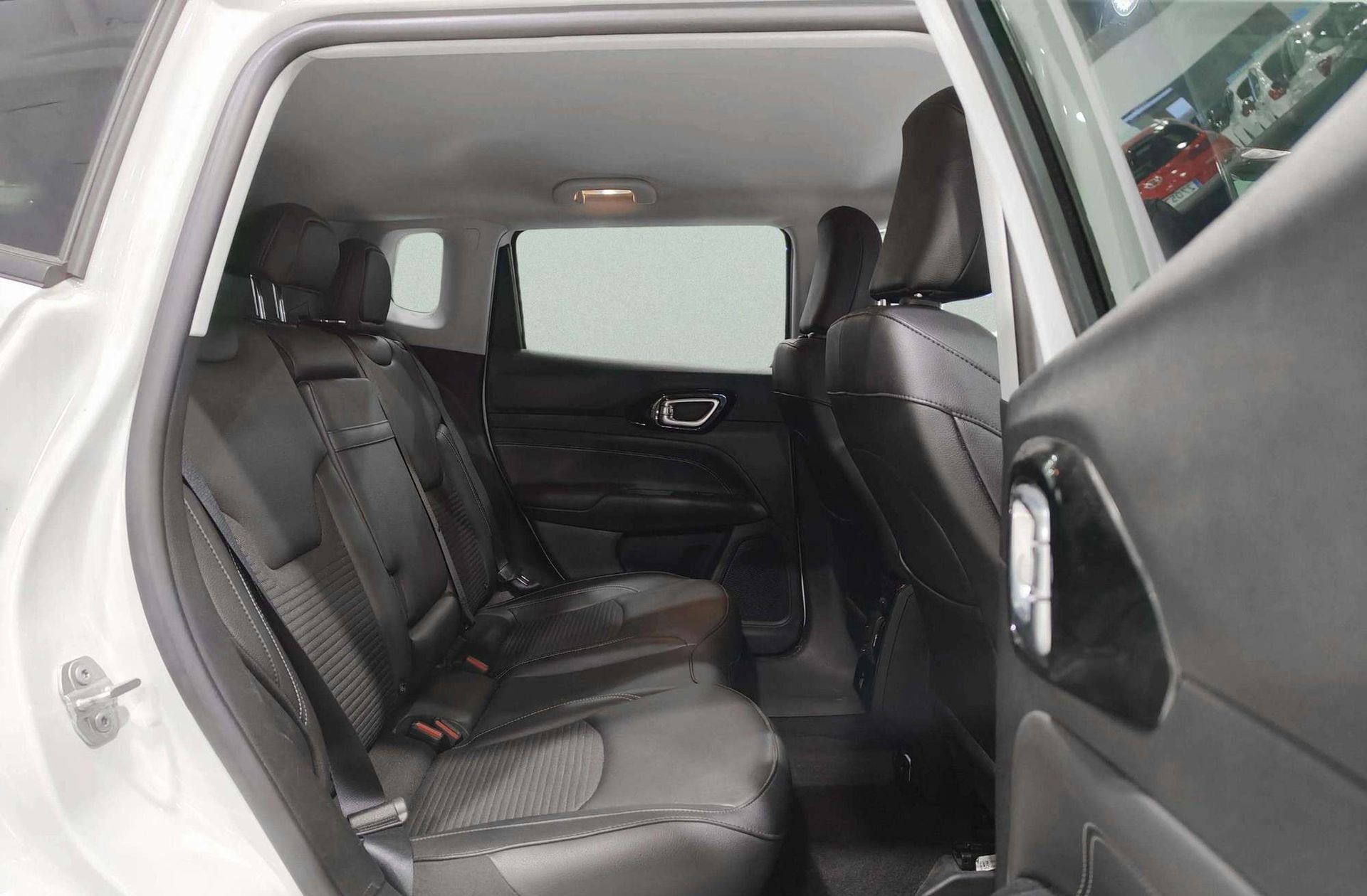 Jeep Compass 1.3 Gse Limited 4x2 FWD - foto 20