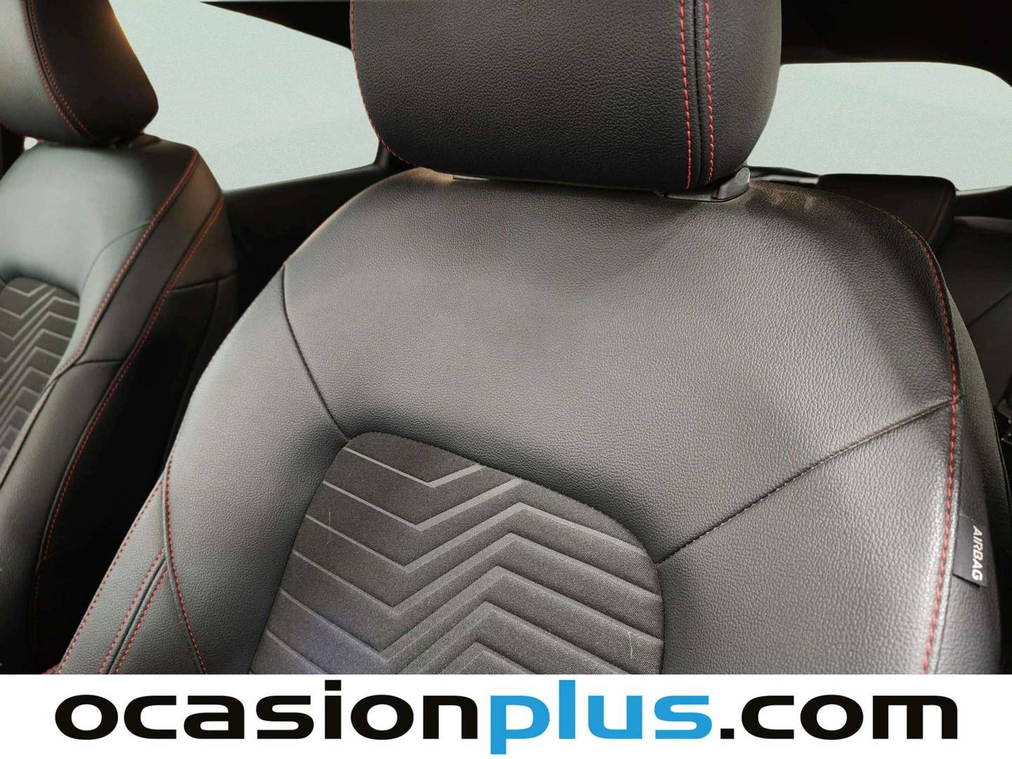 Extras y acabados del Ford Puma Ford Puma 1.0 EcoBoost MHEV ST-Line X (125 CV)