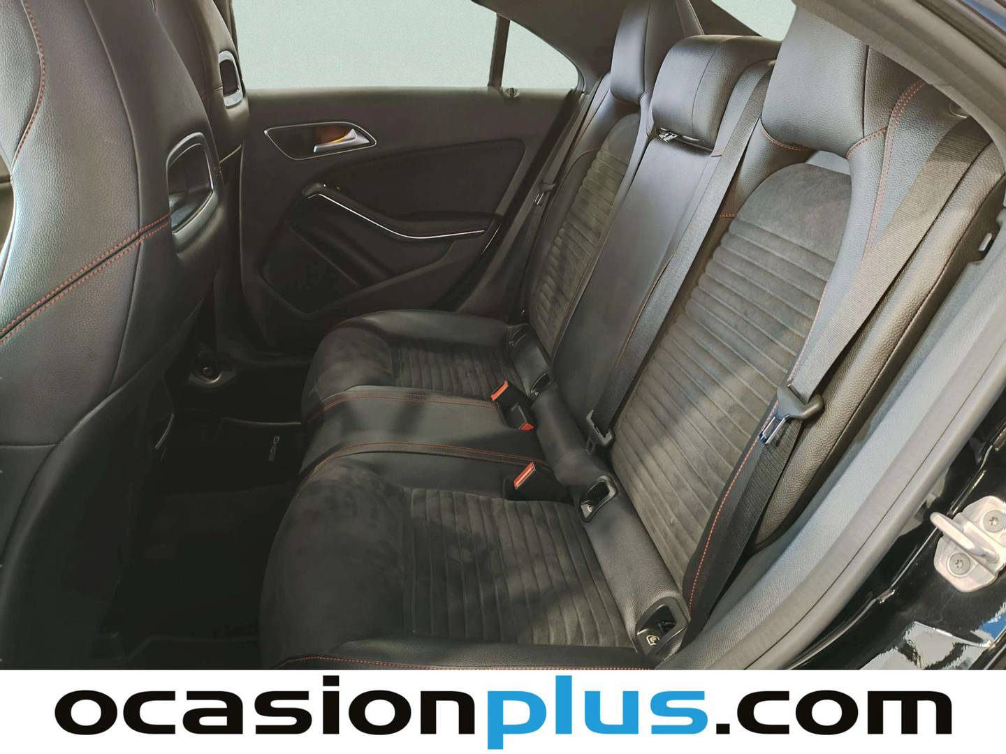 Foto asientos traseros Mercedes CLA Mercedes-Benz CLA CLA 200 d (136 CV) Pack AMG