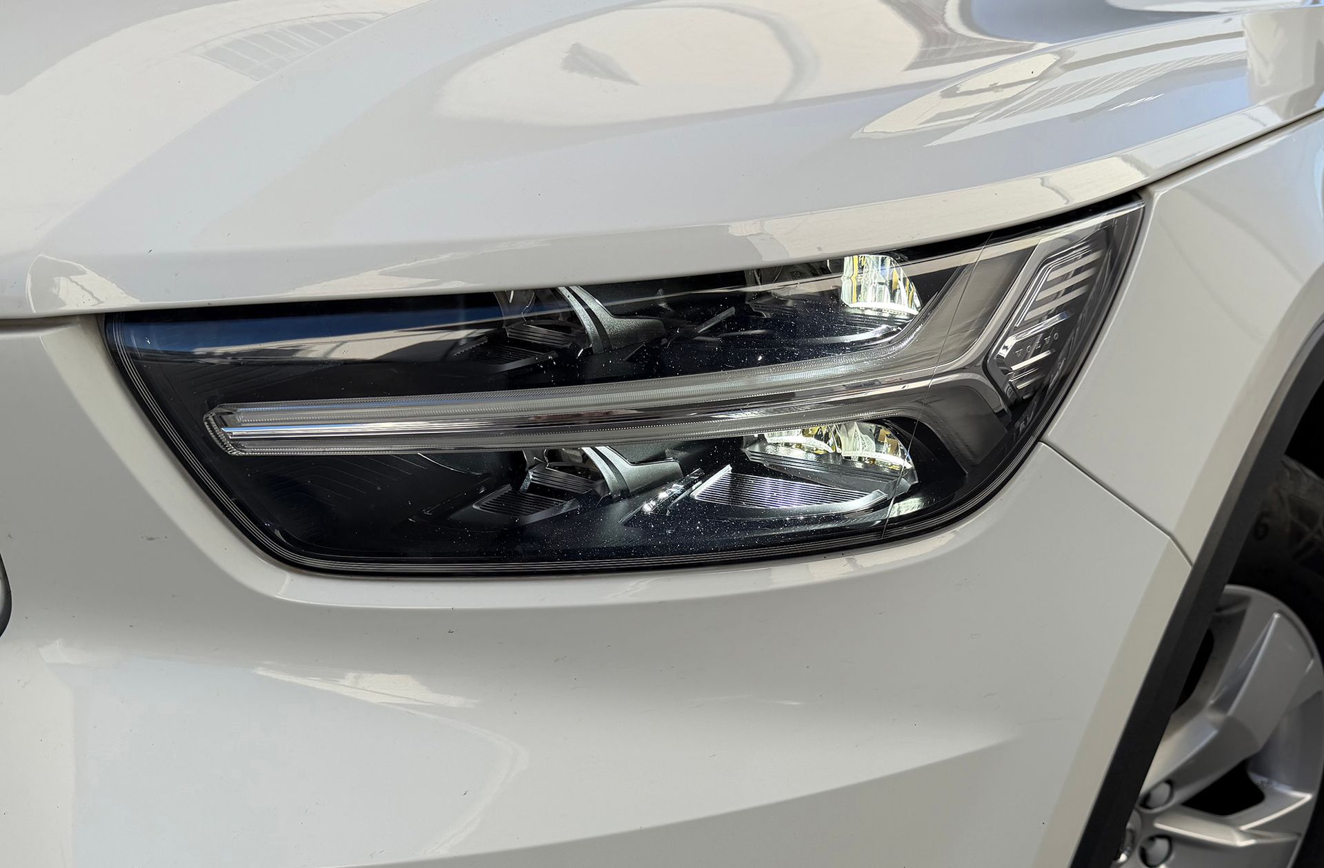 Volvo XC40 T4 Momentum - foto 13