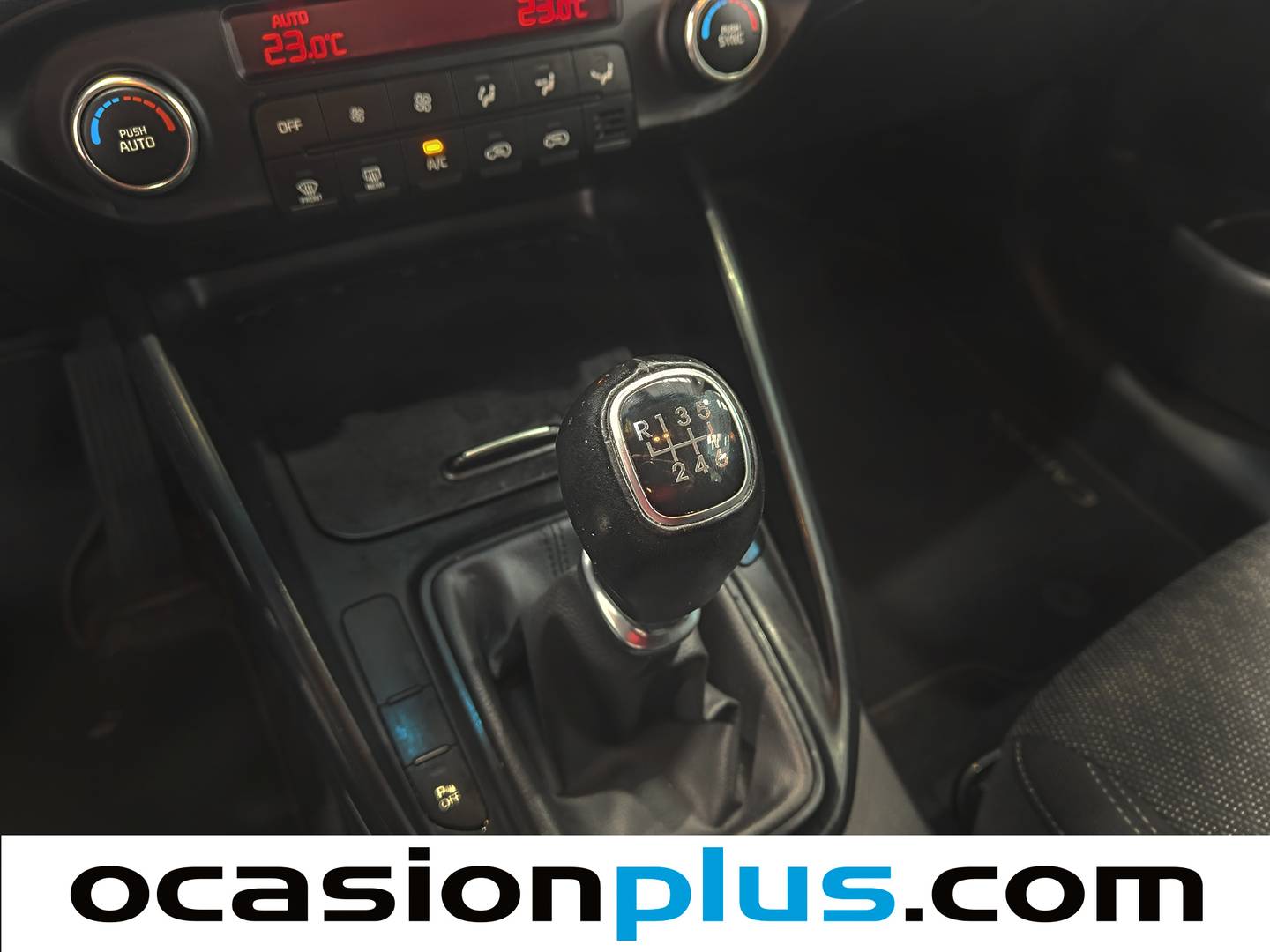 Foto KIA Carens Kia Carens 1.6 GDi Drive  (135 CV)