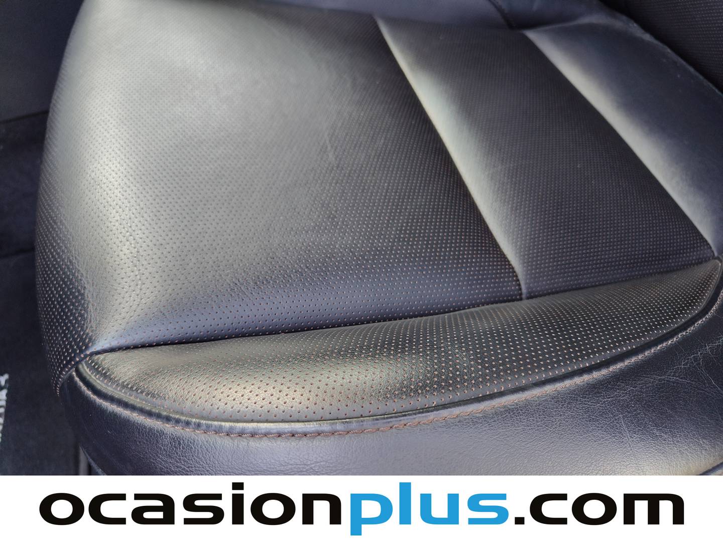 Extras y acabados del Mazda Mazda 3 Mazda Mazda 3 2.0 e-Skyactiv-X Zenith Safety Black AT (186 CV)